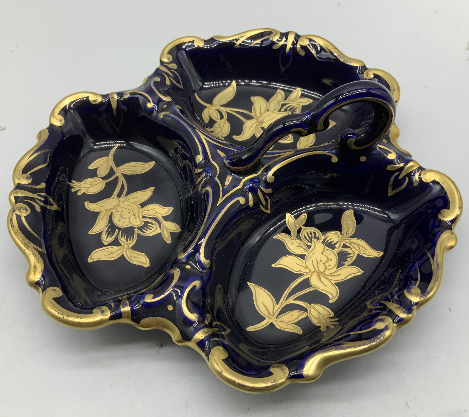 Jlemnau Graf von Henneberg 3 Section Divided Dish (1 of 6)