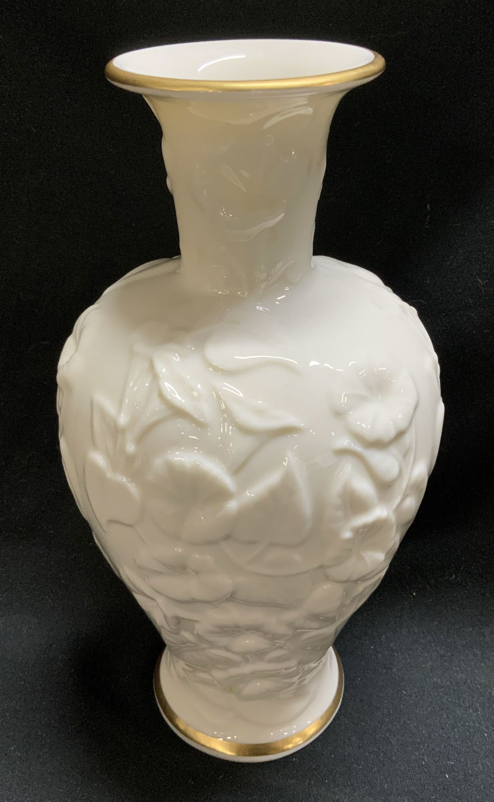 Lenox Flowers of Affection Limit Edition Vase USA: Vase is fine china & features an embossed floral w bird pattern. Gilt accents on top & base. Glossy finish. Signed & marked on underside. Reads, THE LENOX FLOWERS OF AFFECTION VASE. FINE CHINA. LENOX.