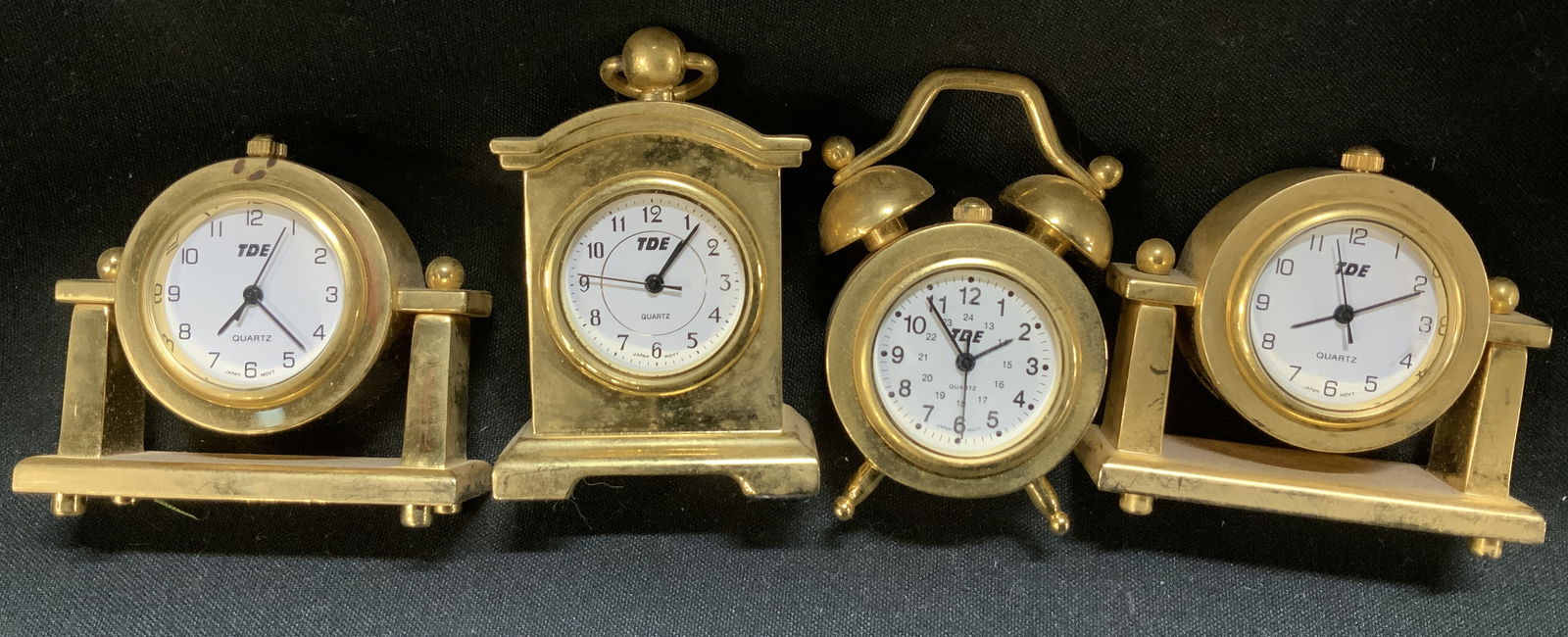Lot 4 TDE Gold Tone Quartz Miniature Clocks JAPAN (1 of 6)