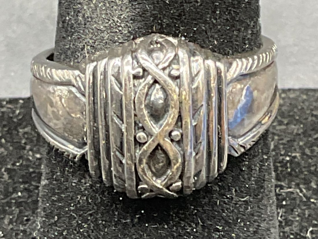 Vintage Sterling Silver Cable Ring (1 of 6)