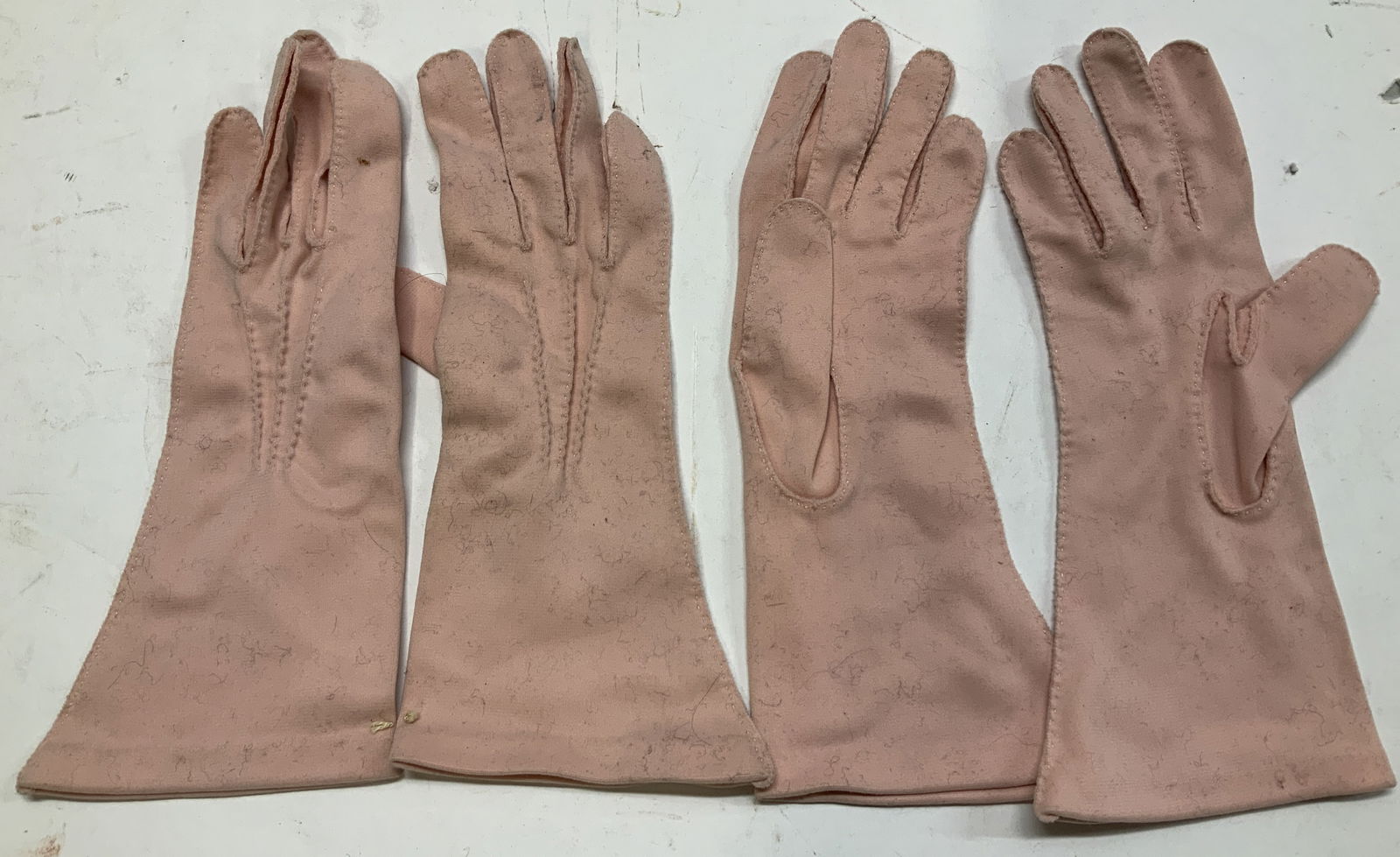 2 Pair Vtg Kayser Double Woven Nylon Pink Gloves (1 of 6)