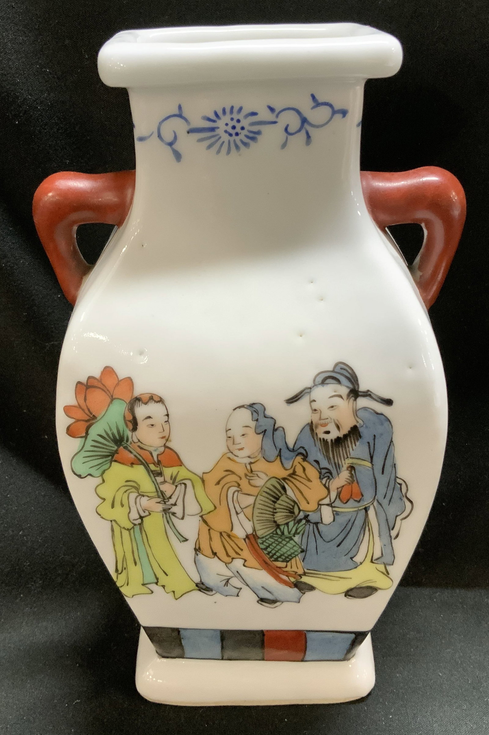 Vtg Hand Painted Chinese Figural Porc Vessel (1 of 7)