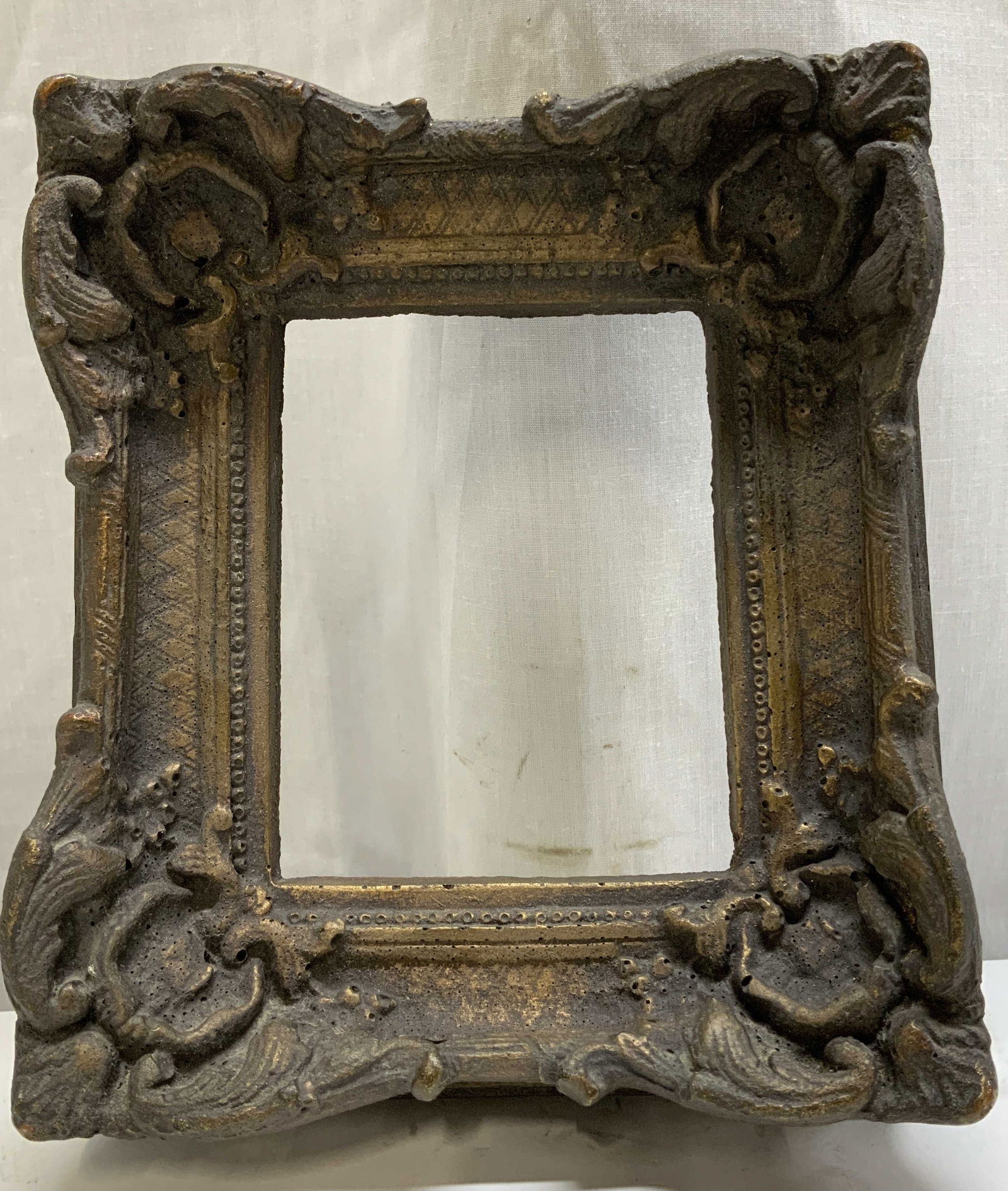Vtg Rocco Style Giltwood Ornate Frame (1 of 6)