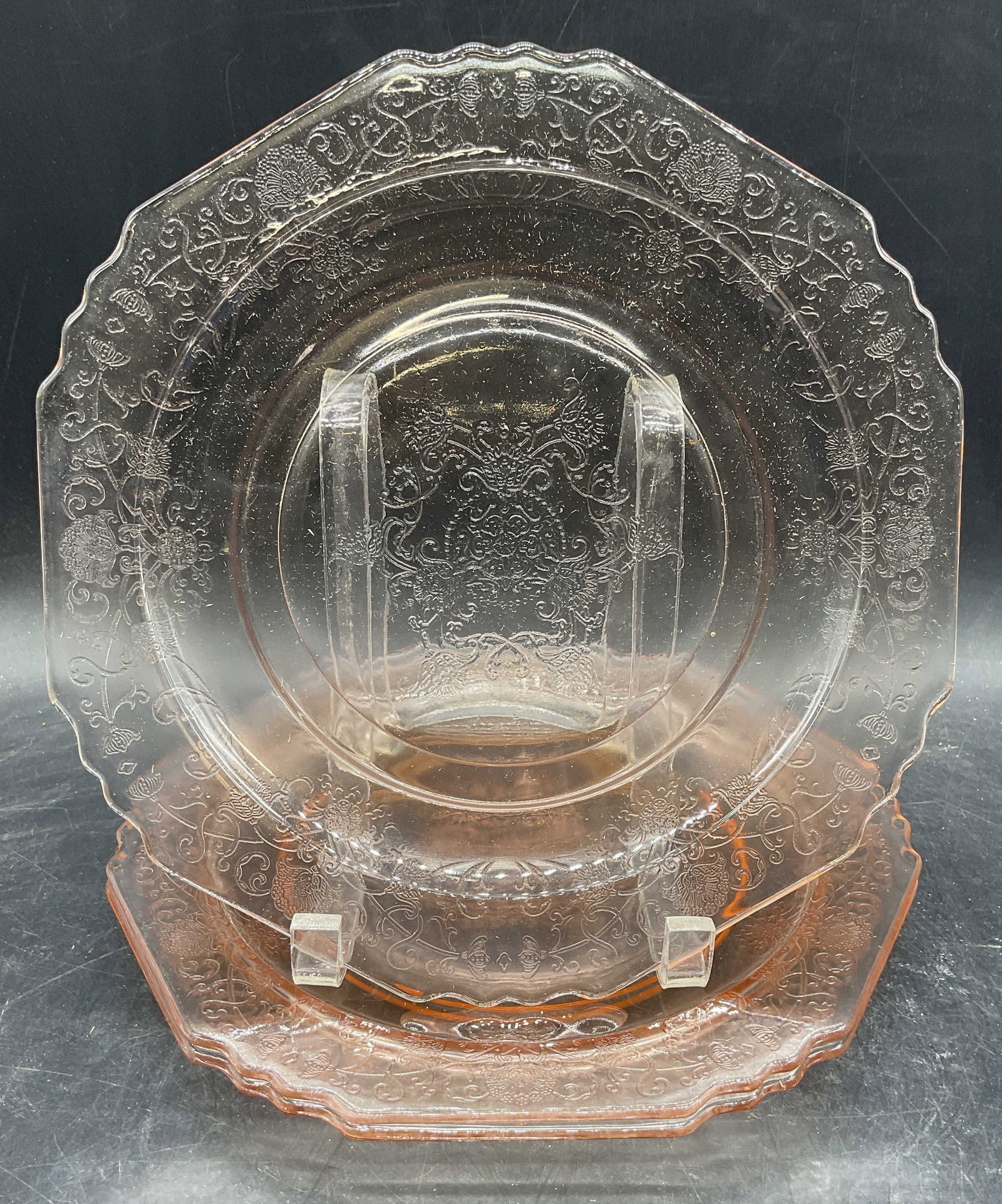 Set 3 Vintage Pink Depression Glass Plates (1 of 6)