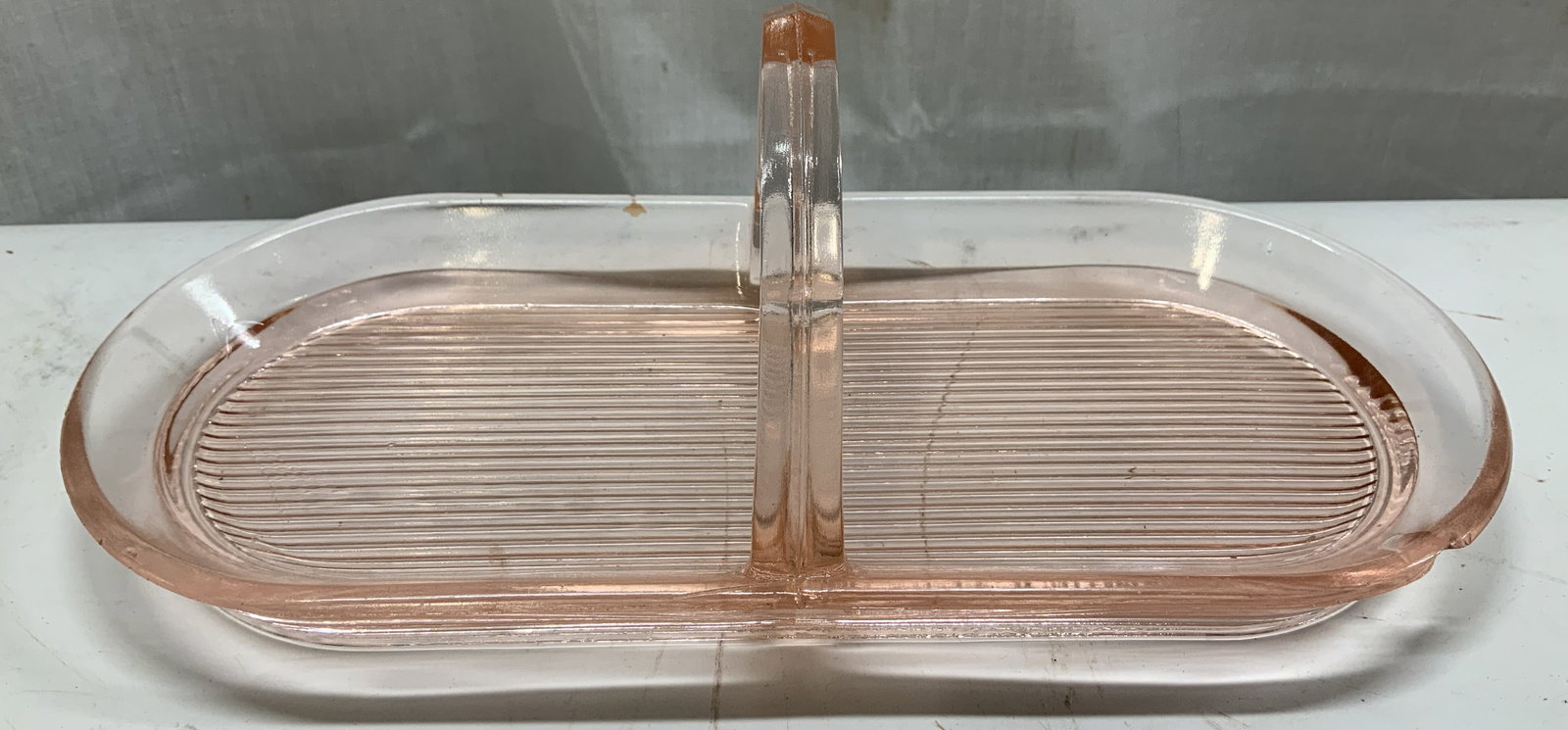 Vtg Pink Depression Glass Relish Handled Tray (1 of 7)