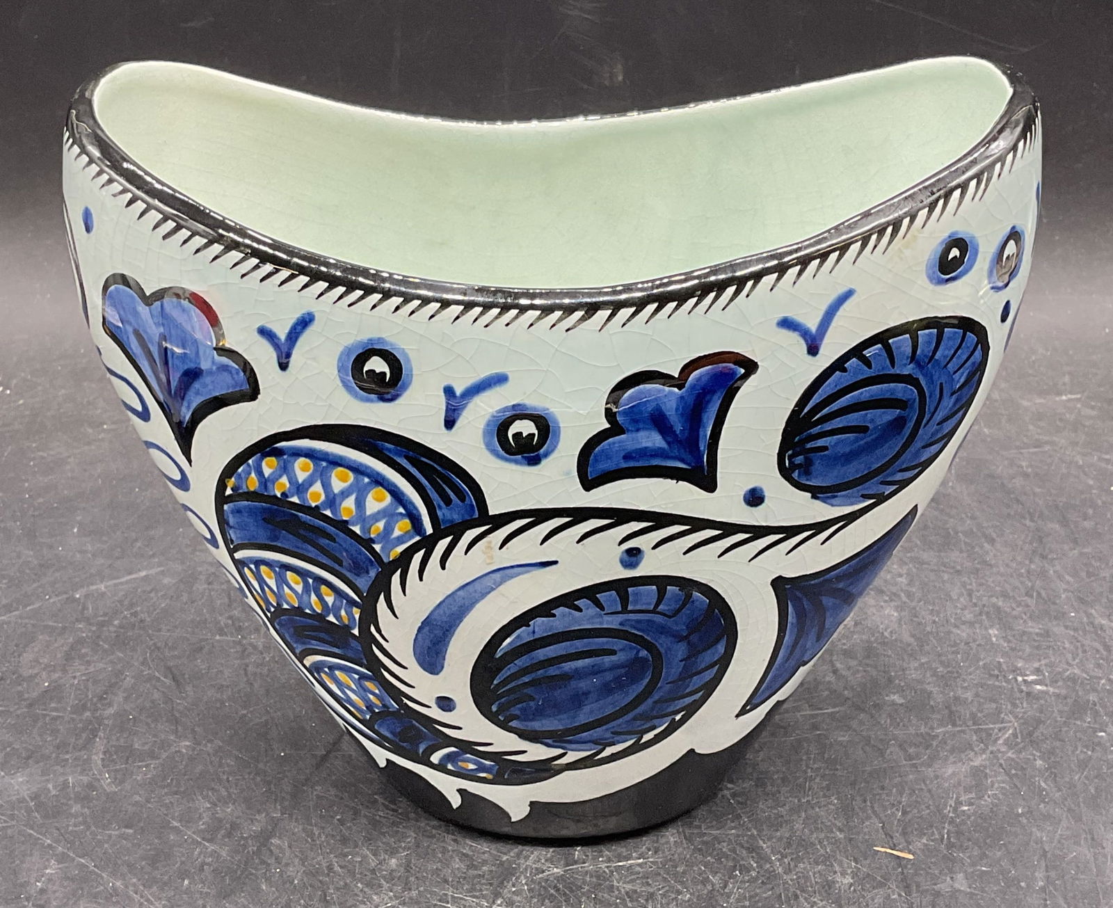 Vtg Royal Gouda Bleu de Paris Crmc Vase Holland (1 of 6)