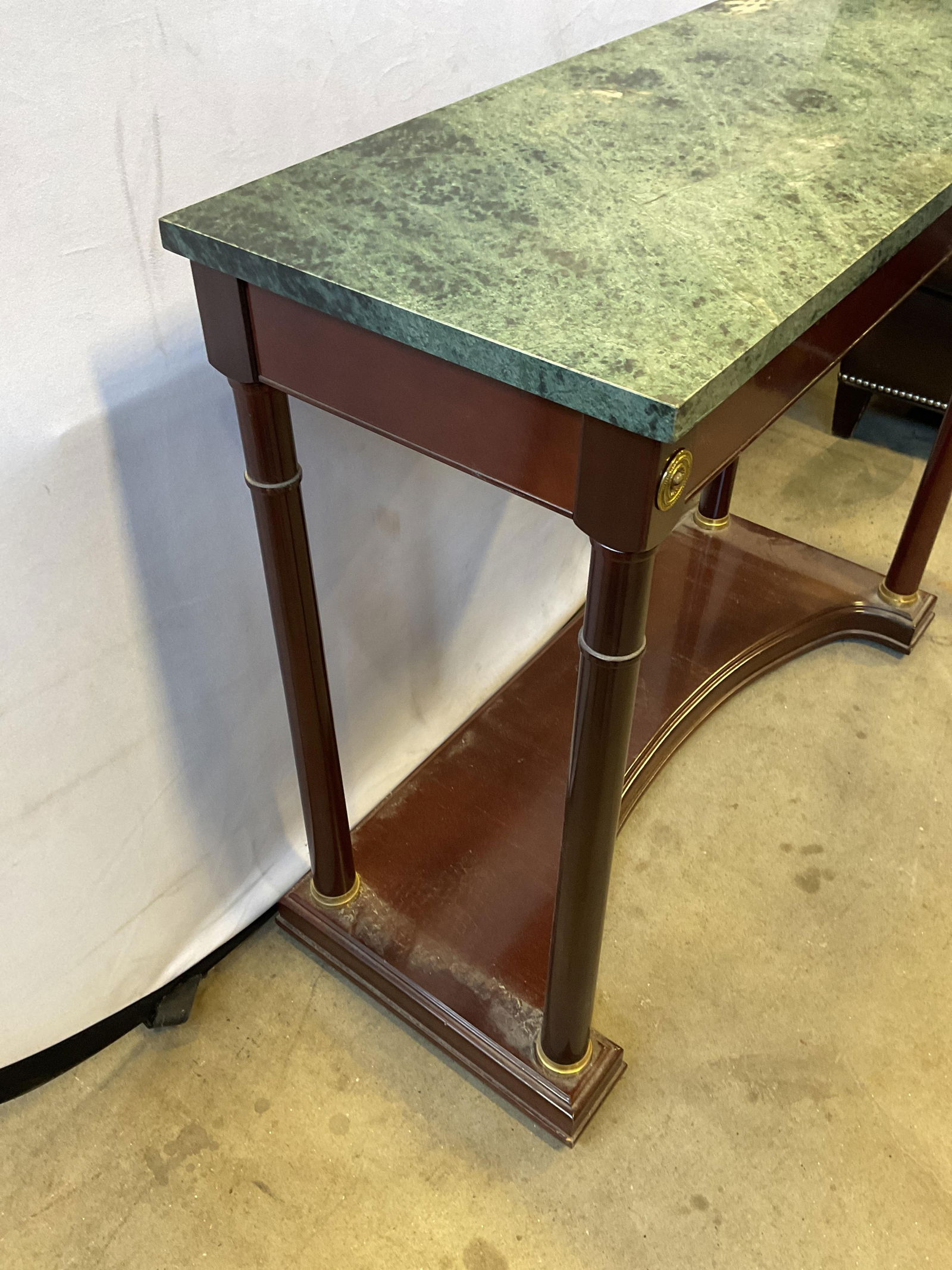 Bombay Neoclassical Mahogany Marble Console Table - 4