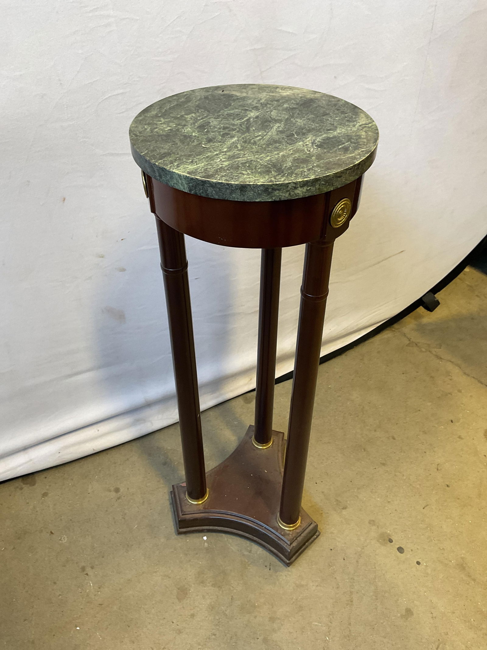 Bombay Neoclassical Mahogany Marble Side Table - 3
