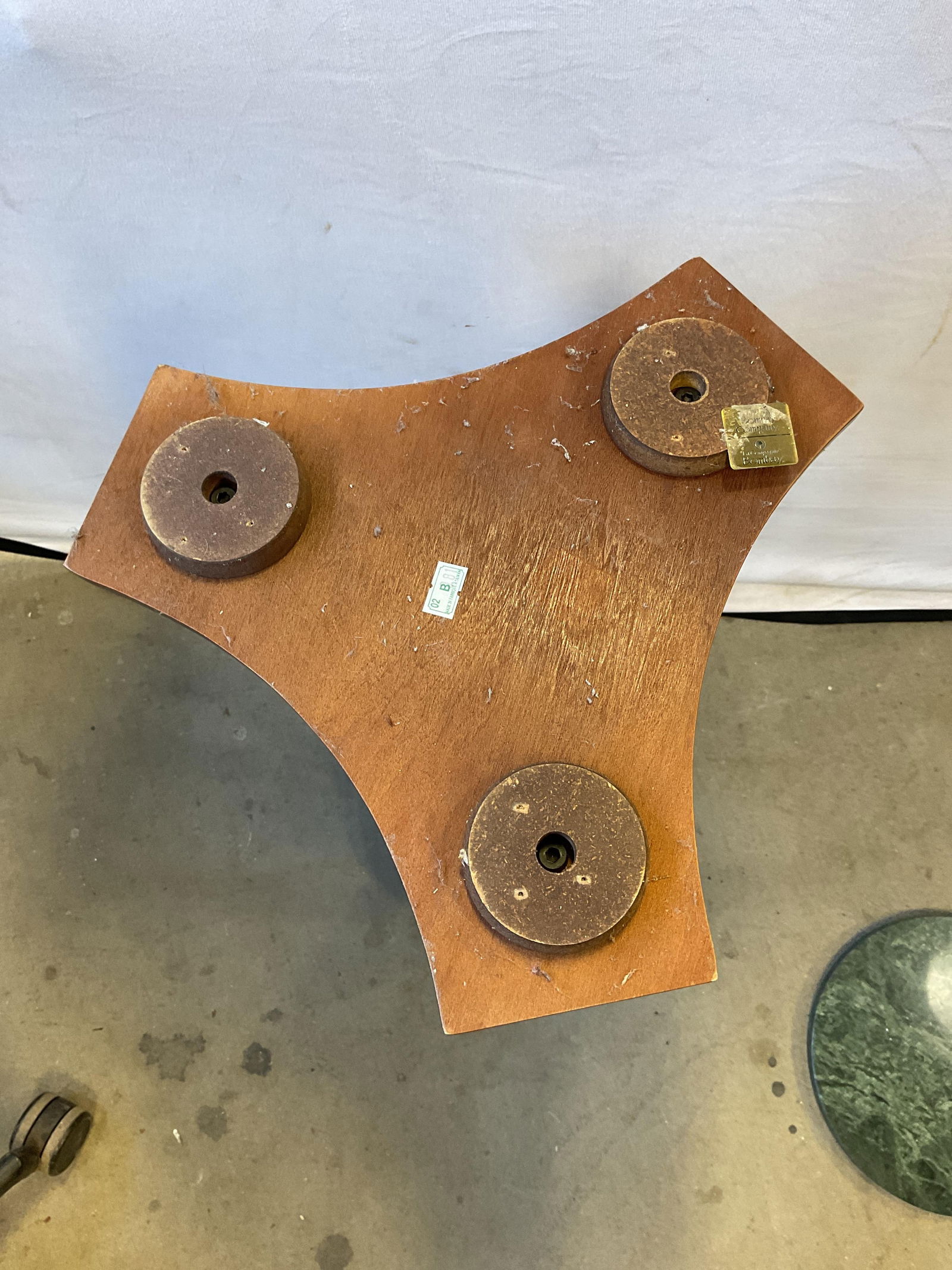 Bombay Neoclassical Mahogany Marble Side Table - 6