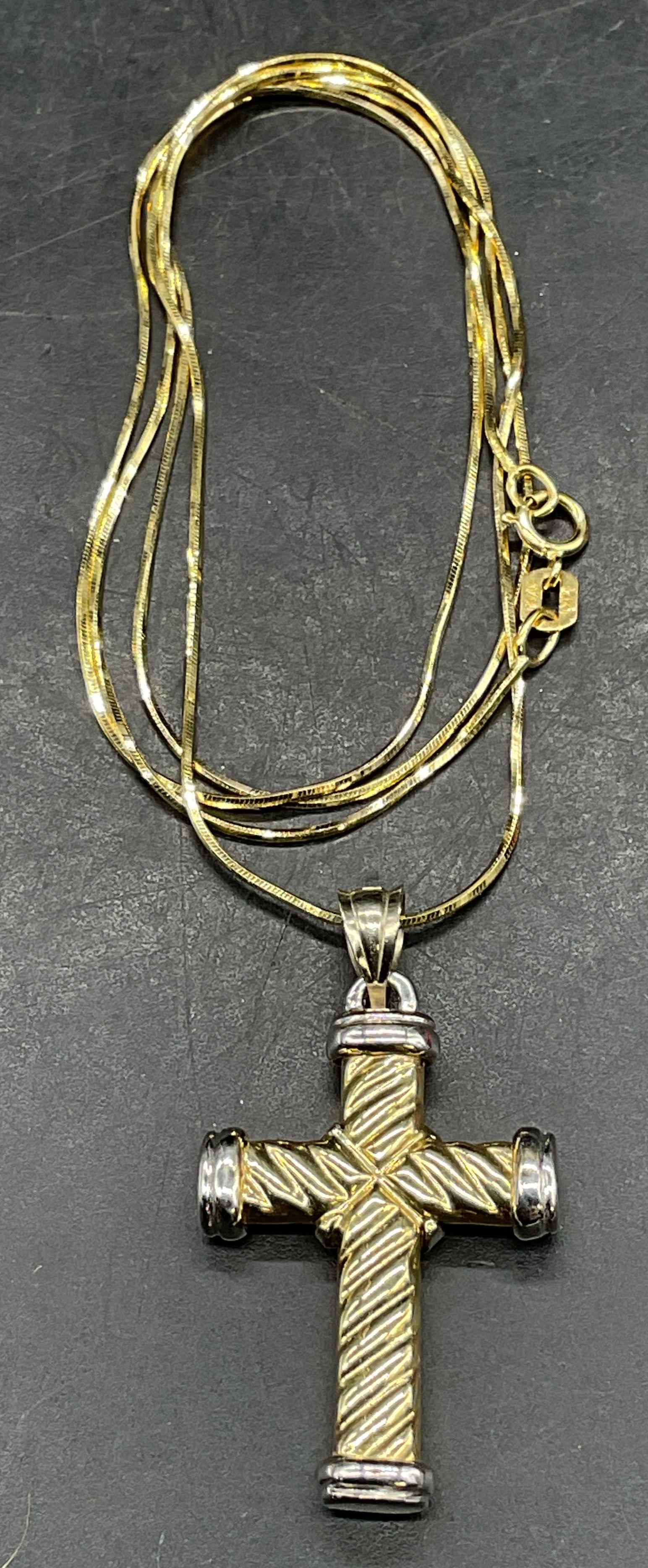 Sgn 14K Gold Necklace & Cross Pendant, Italy (1 of 6)