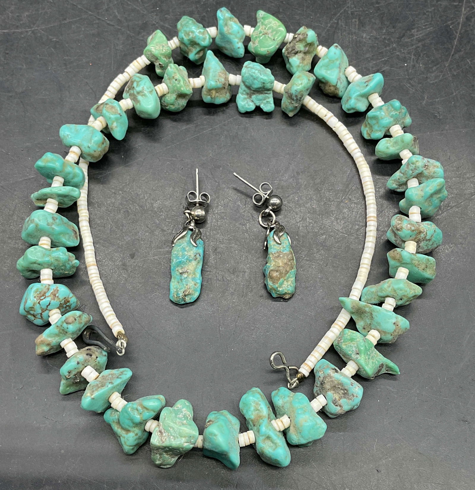 Lot 2 Turquoise & Shell Beaded Necklace, Earrings (1 of 7)