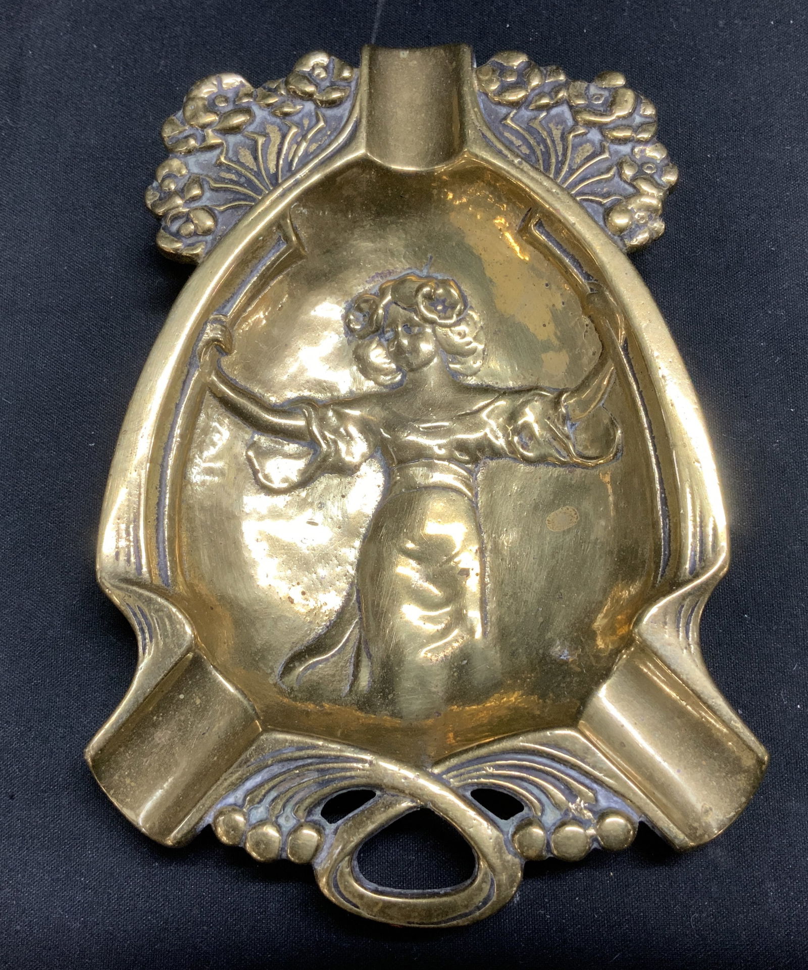 Vtg Brass Art Nouveau Style Ashtray (1 of 6)