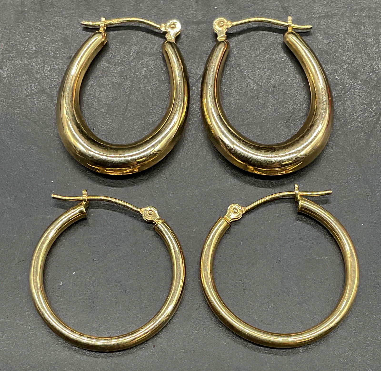 Lot 2 Signed JCM 14K Gold Hoop Earrings (1 of 6)