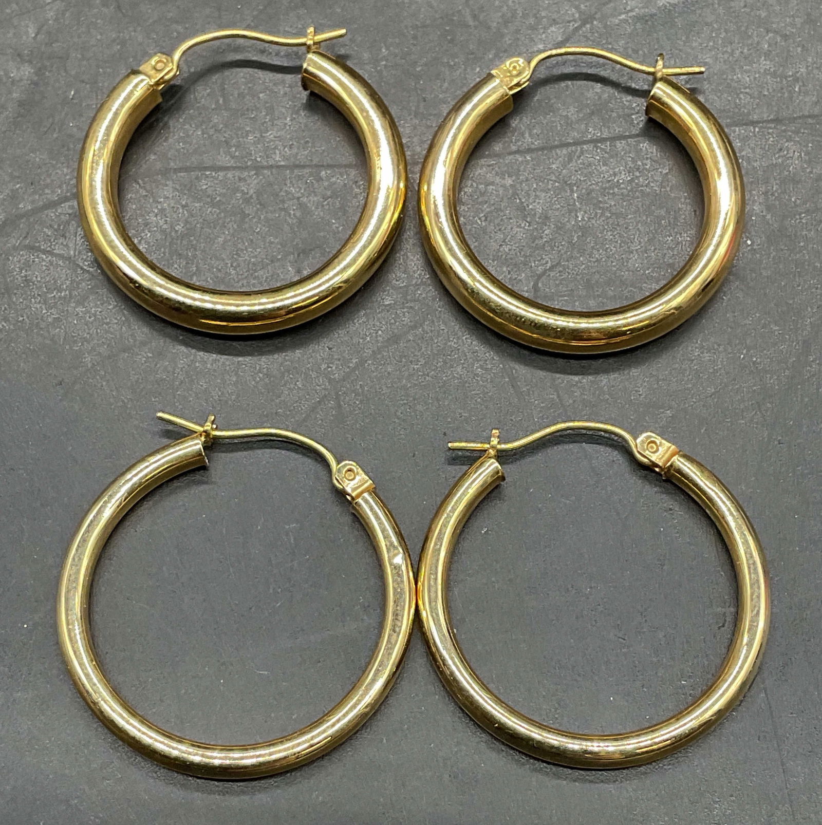 Lot 2 Signed JCM 10K Gold Hoop Earrings (1 of 6)