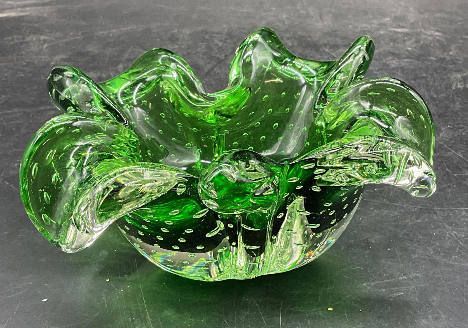 Green Art Glass 4 Leaf Clover Bowl (1 of 6)