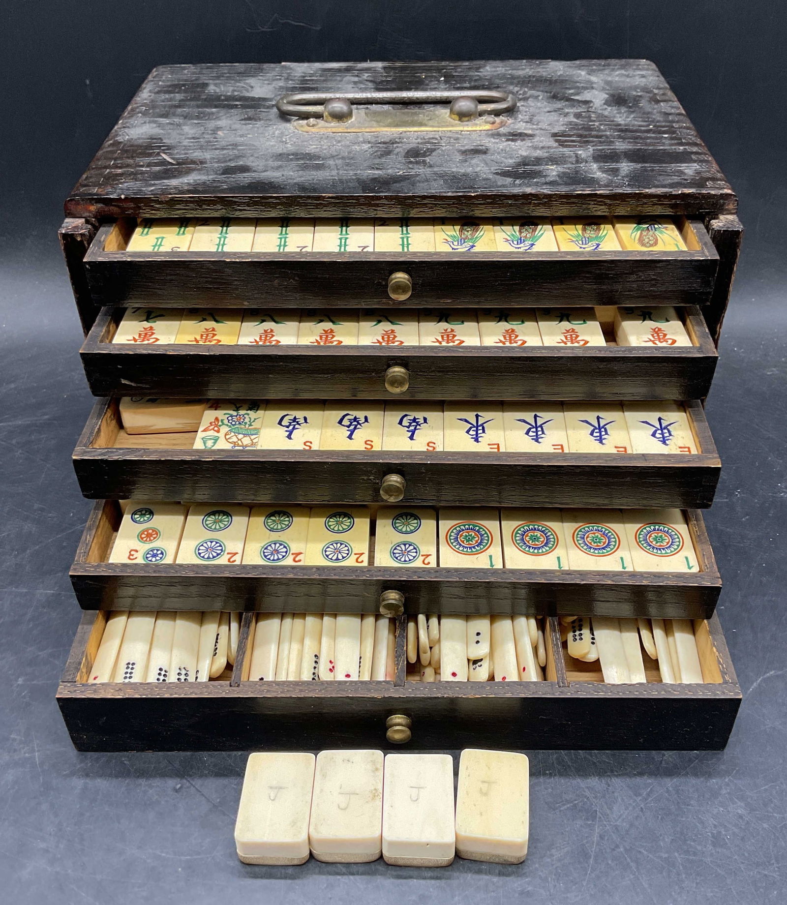 150+ Vtg Mahjong Tile & Score Sticks Game Set (1 of 10)