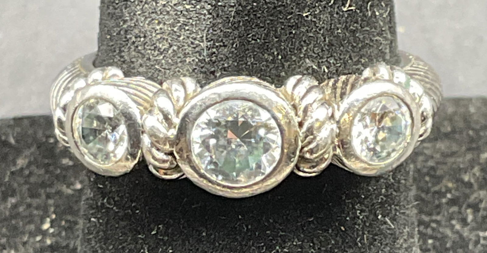 Judith Ripka Sterling Silver CZ Cable Ring (1 of 6)