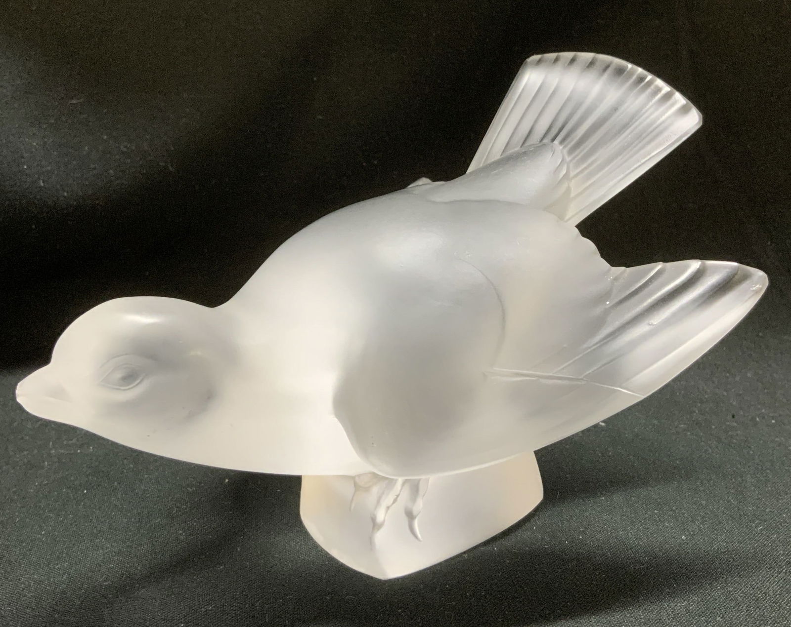 Lalique Frosted Crystal Sparrow Figurine FRANCE (1 of 6)