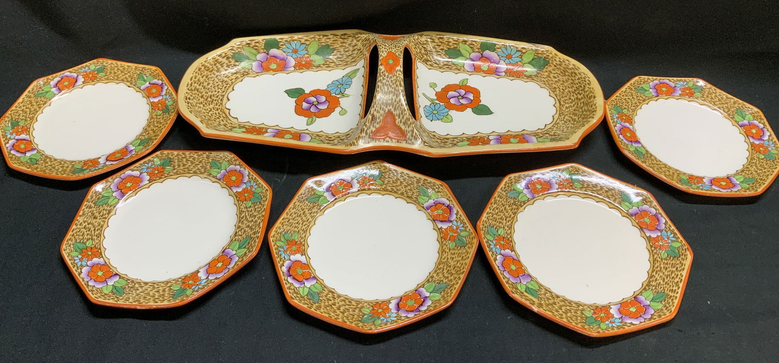 Set 6 Royal Winton Woodford Serving Dish & Plates (1 of 7)