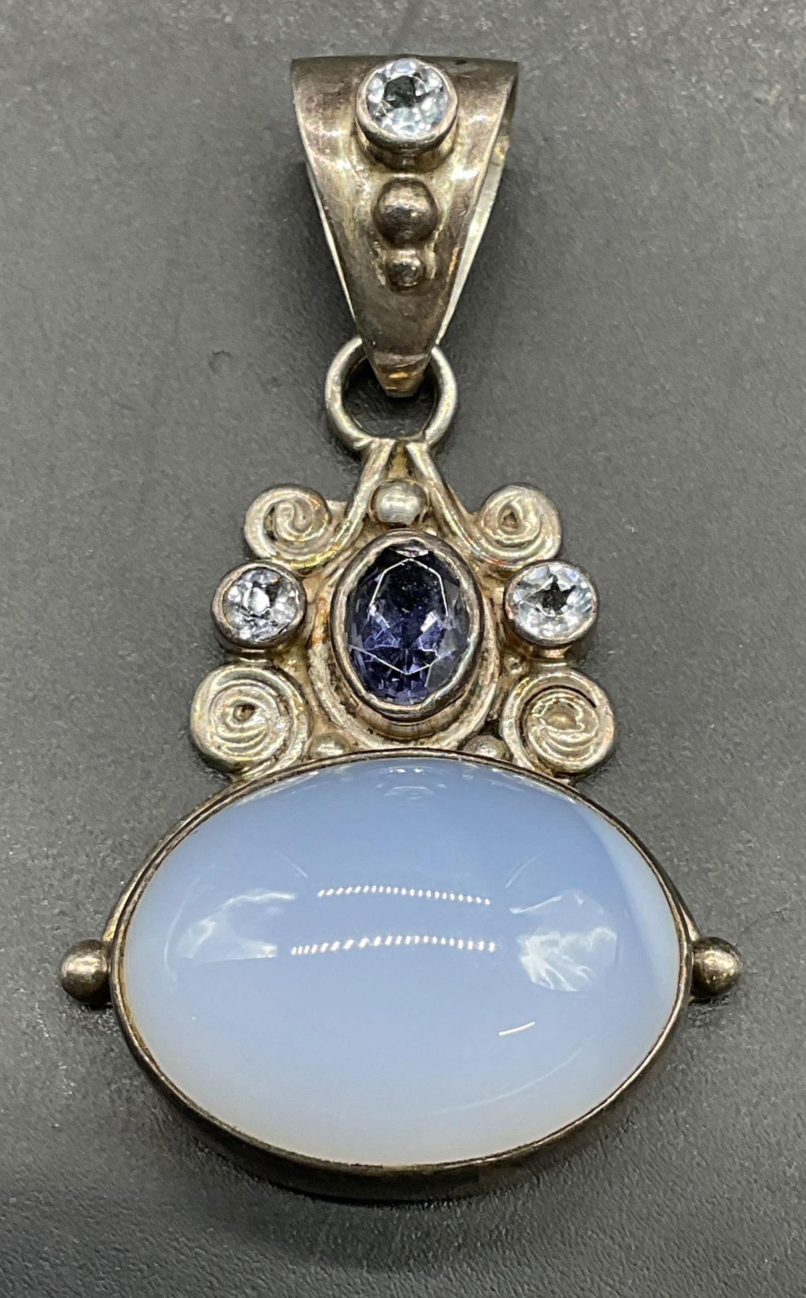 Sajen Sterling Silver Blue Semiprecious Pendant (1 of 6)