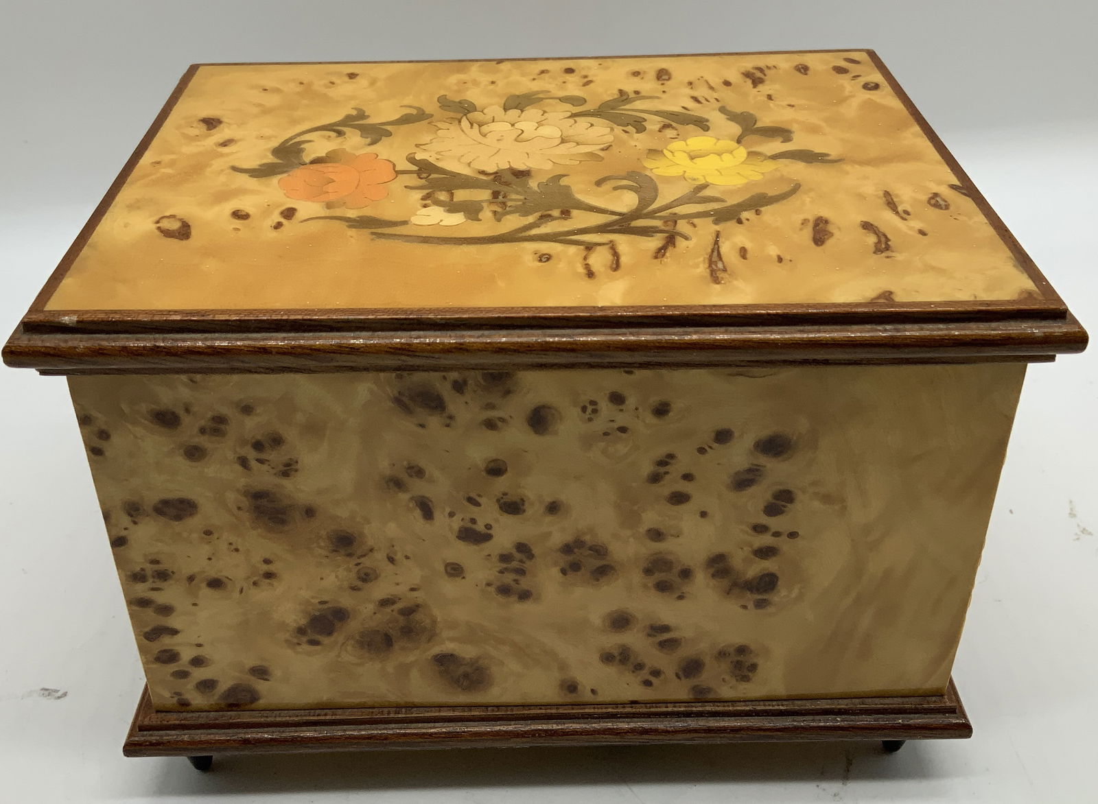Vtg Wooden Floral Inlay Musical Box ITALY (1 of 6)