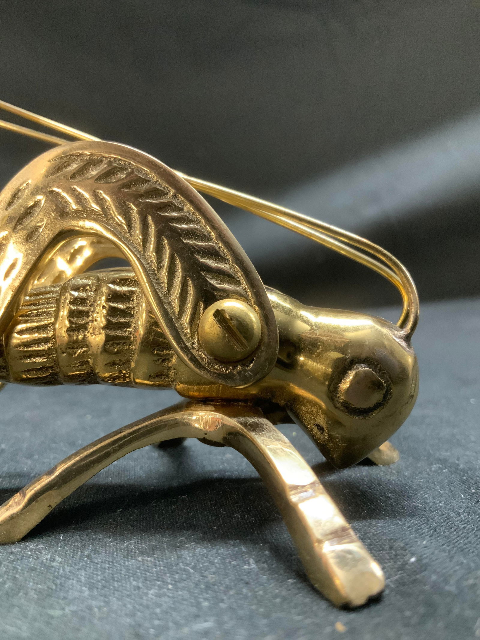 Vtg Solid Brass Grasshopper Figurine - 5