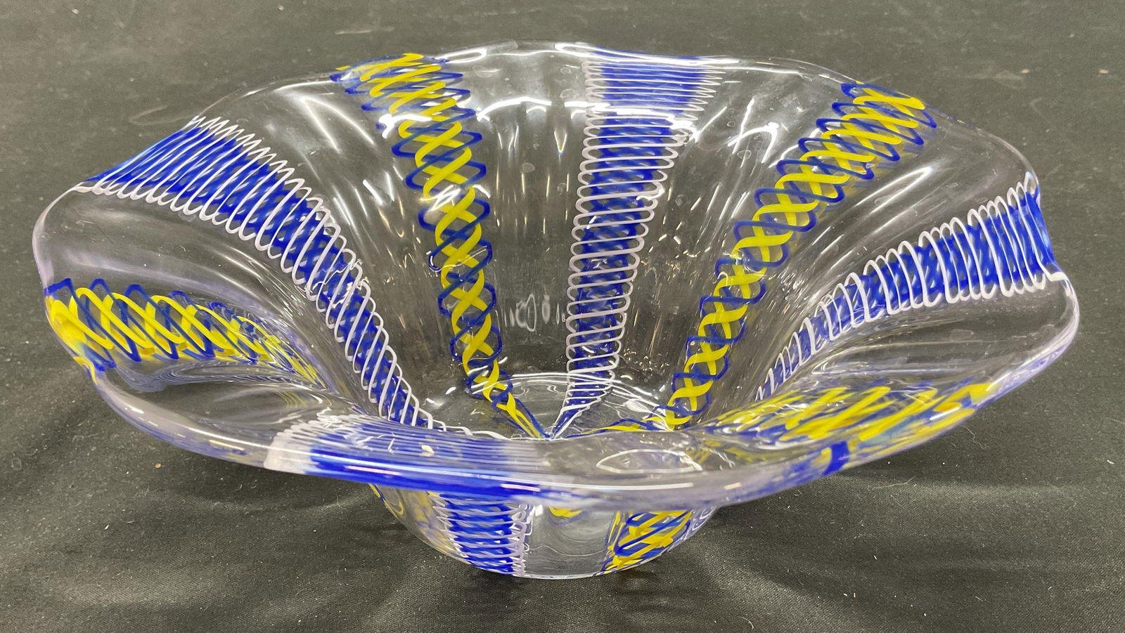 SGND Hand Blown Scalloped Art Glass Bowl (1 of 8)