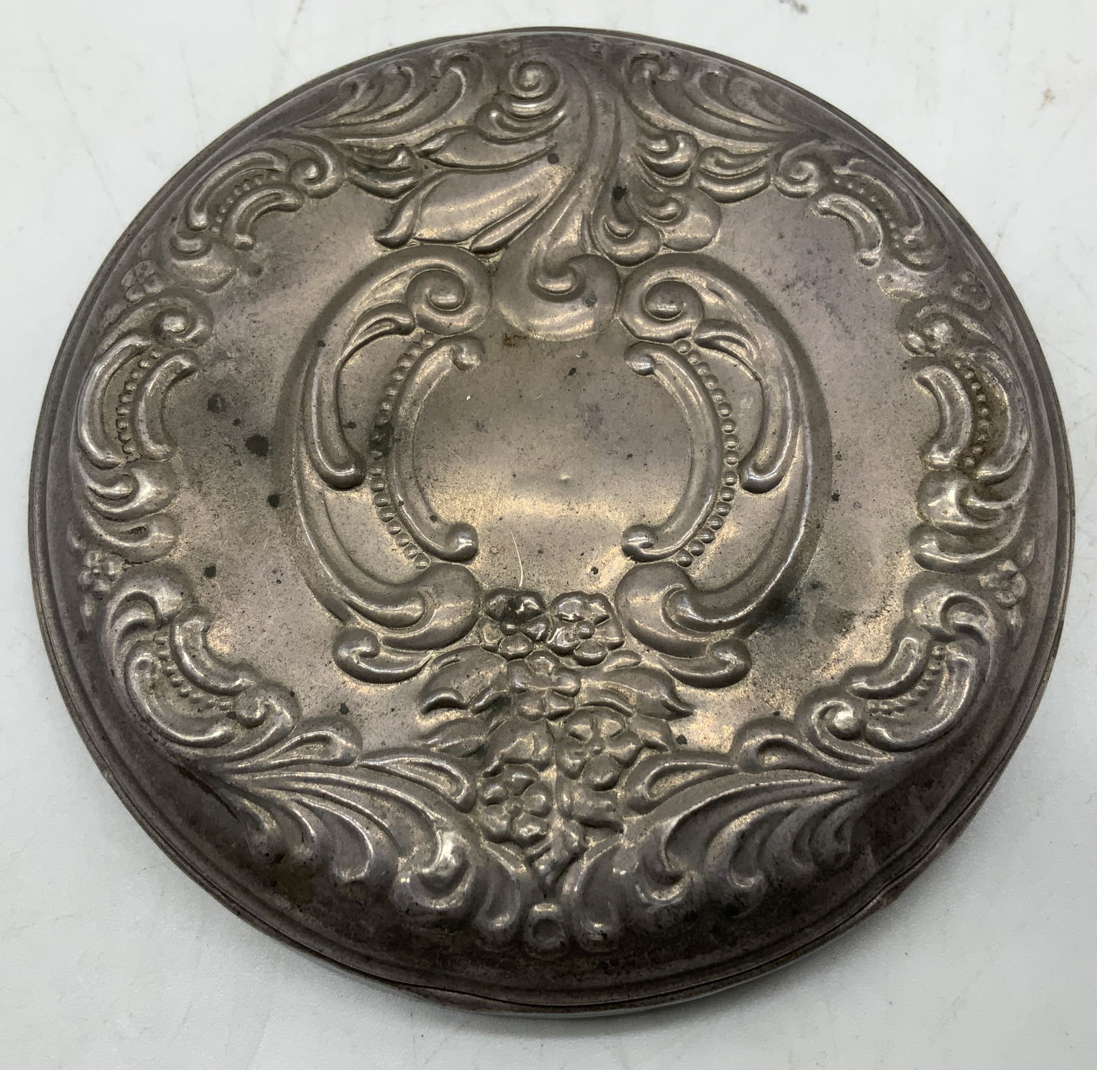 Vtg Wallace Sterling Baroque Compact Mirror (1 of 6)