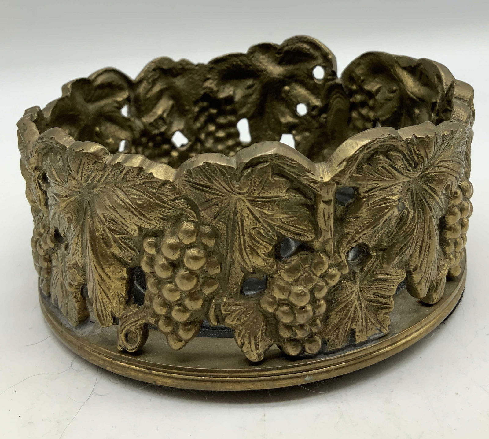 Vtg Brass Grape Clusters Wine Bottle Coaster (1 of 6)