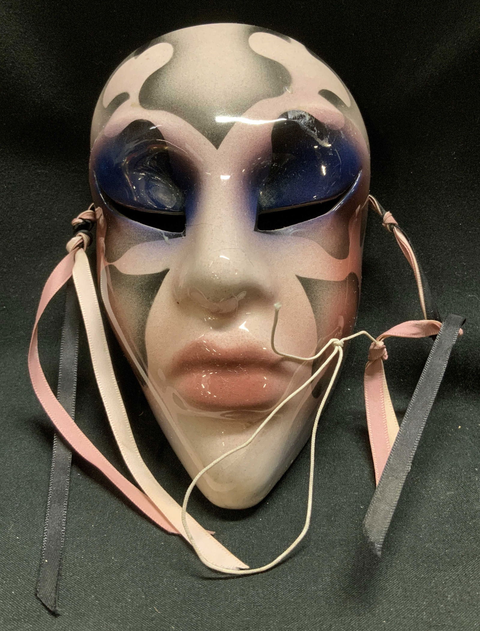 Sgnd Hand Painted Stylized Ceramic Mask (1 of 6)