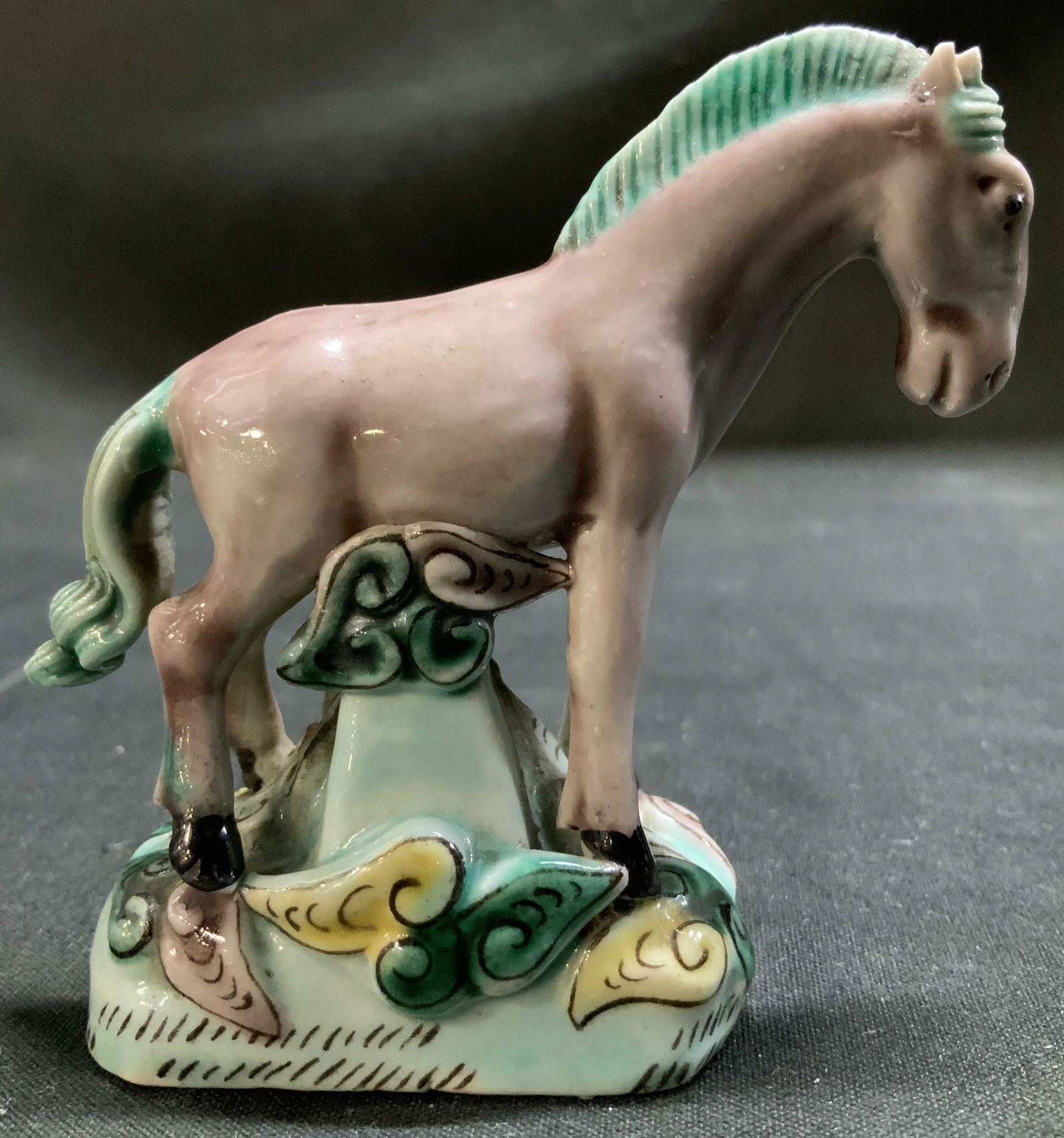 Vtg Hand Painted Horse Porcelain Figurine (1 of 6)