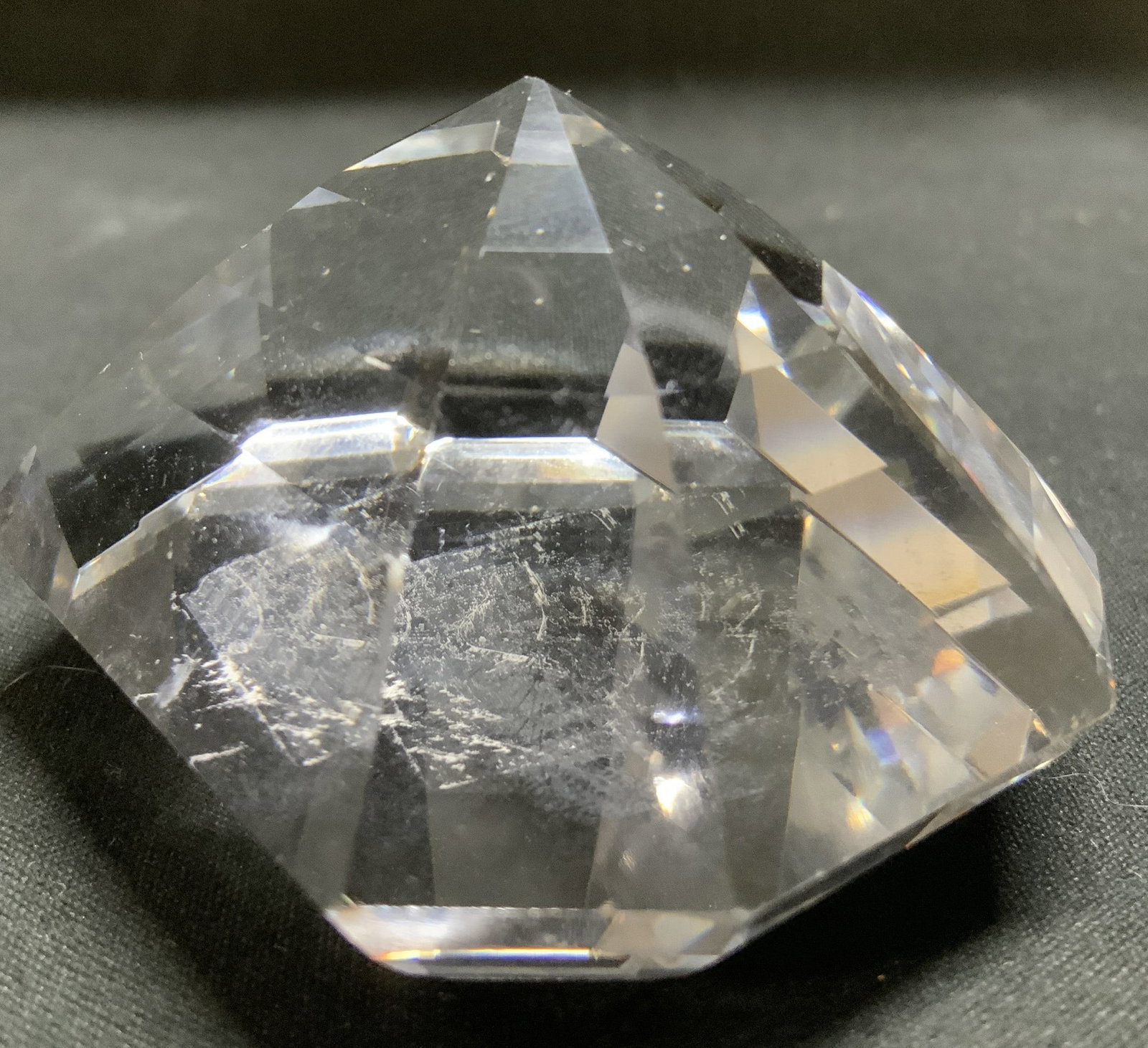 Oleg Cassini Crystal Diamond Paperweight (1 of 6)
