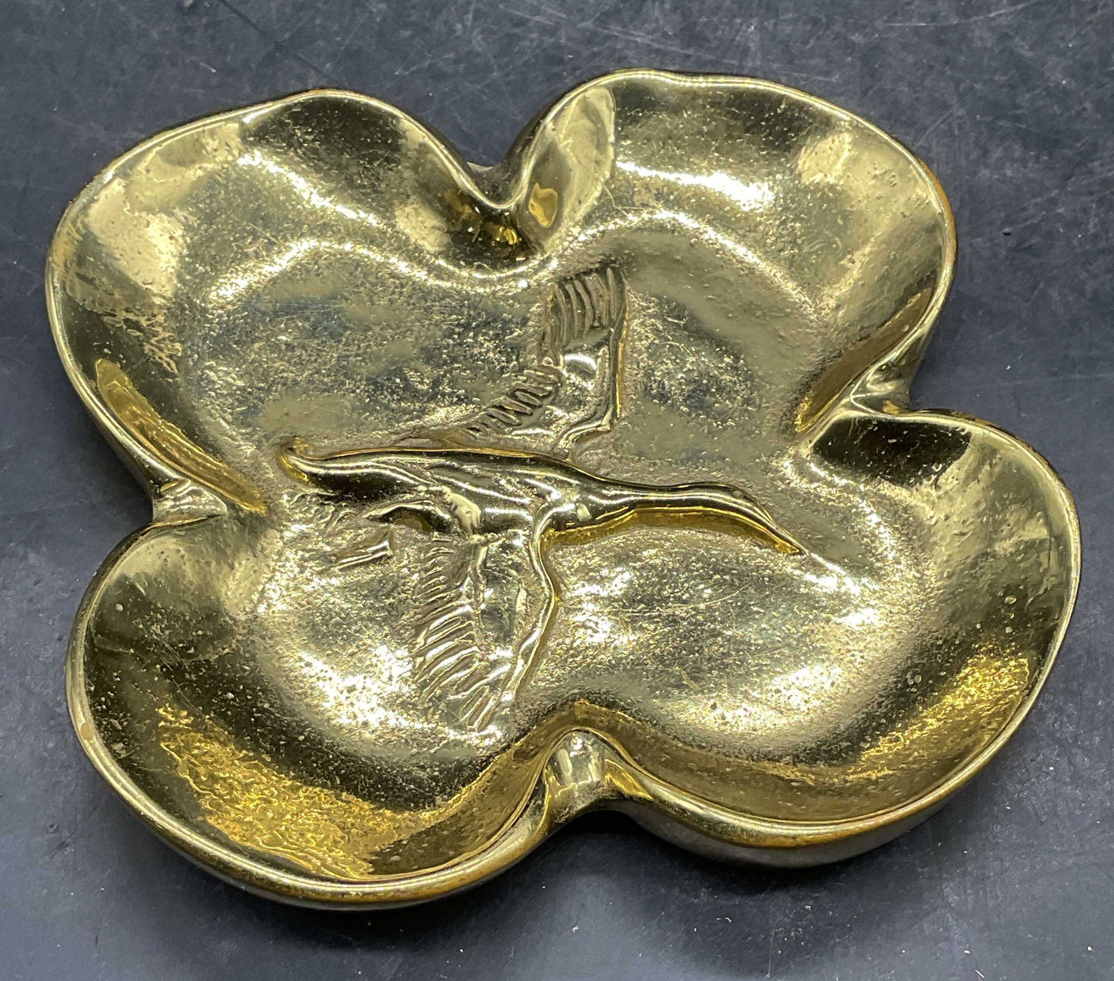Vtg Virginia Metalcrafters Brass Clover Duck Dish (1 of 6)