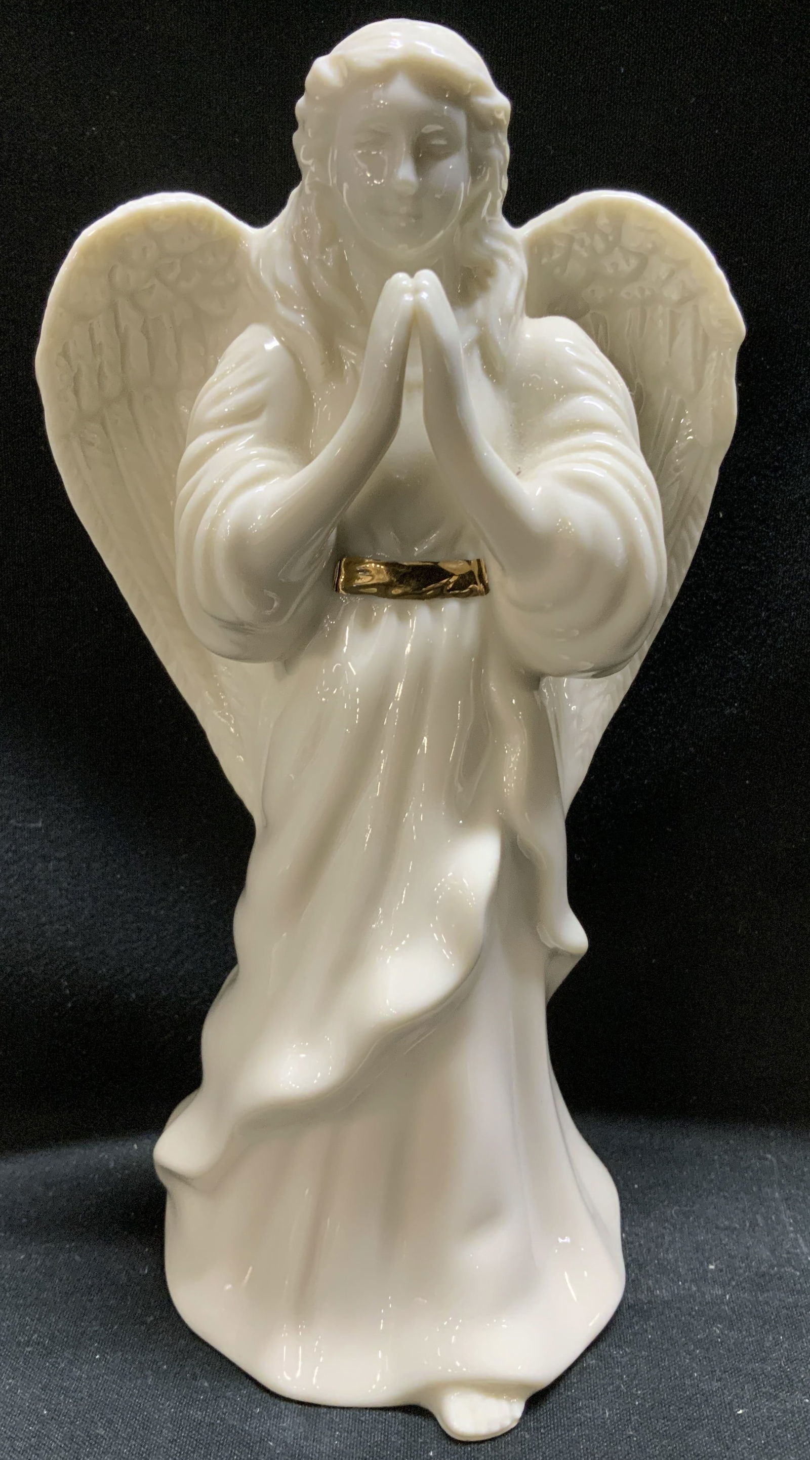 Lenox Praying Angel Porc & Gilt Figurine (1 of 6)