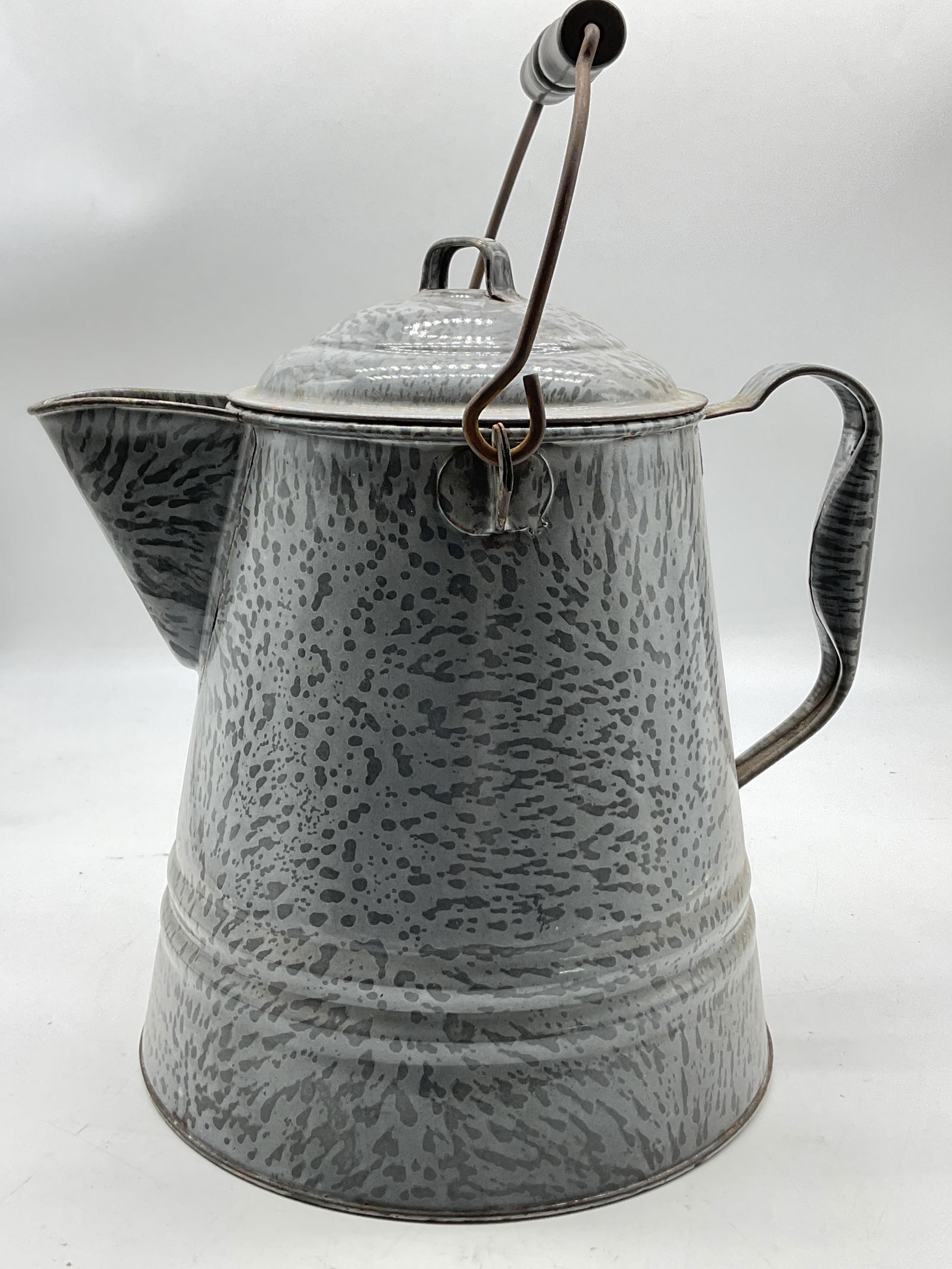 Vintage Speckled Enamelware Lg Coffee Pot W Lid (1 of 14)