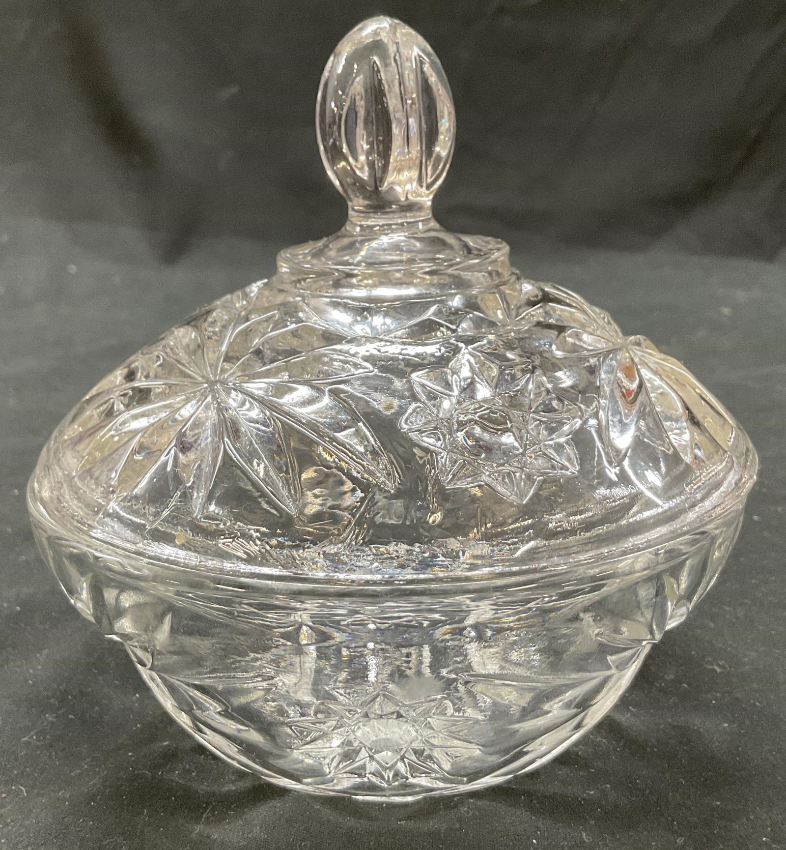 Vintage Anchor Hocking Glass Lidded Candy Dish (1 of 10)