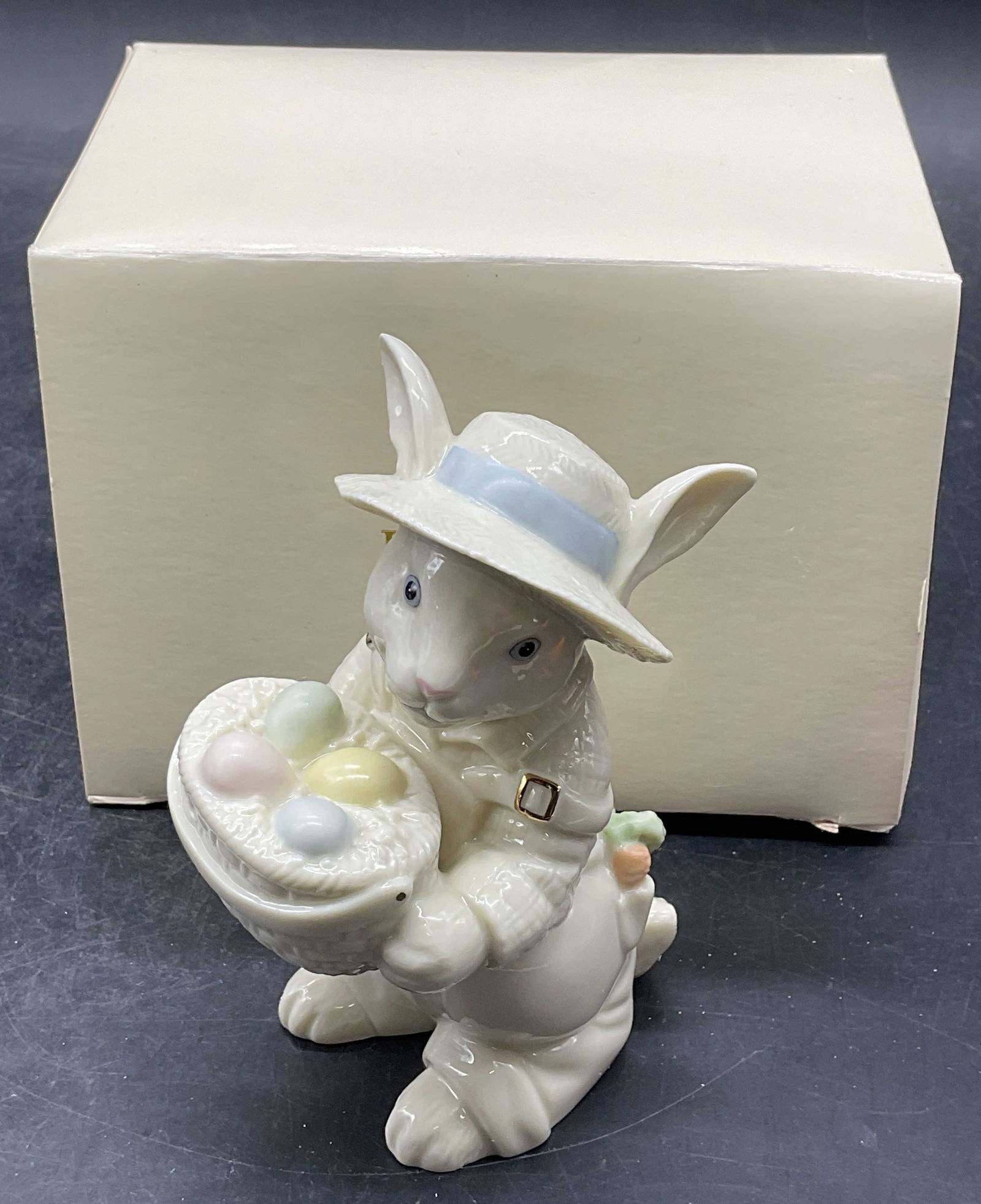 Lenox 2002 Porcelain Easter Rabbit Figurine NIB (1 of 6)