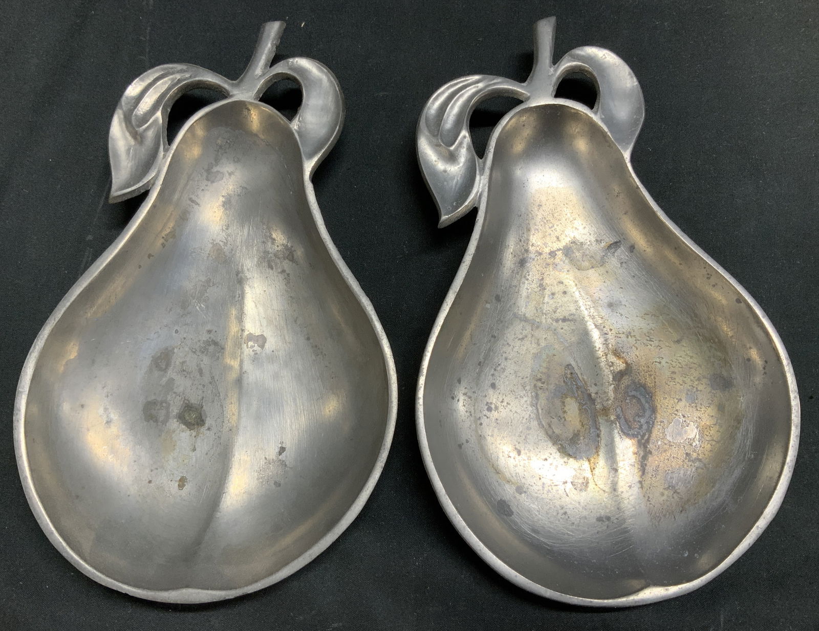 Lot 2 Vtg Pear Shaped Pewter Dishes (1 of 6)