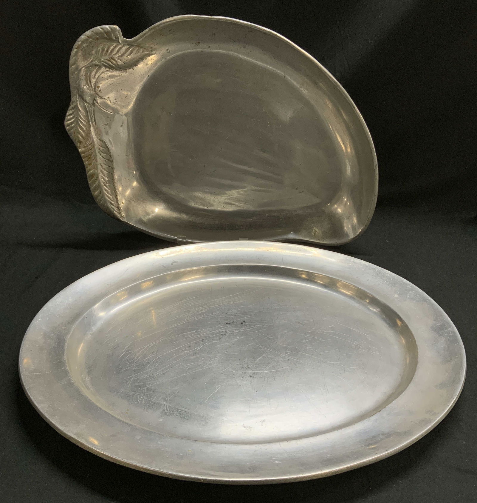 Lot 2 Vama & Pewtarex Platters, Pewter & Aluminum (1 of 7)