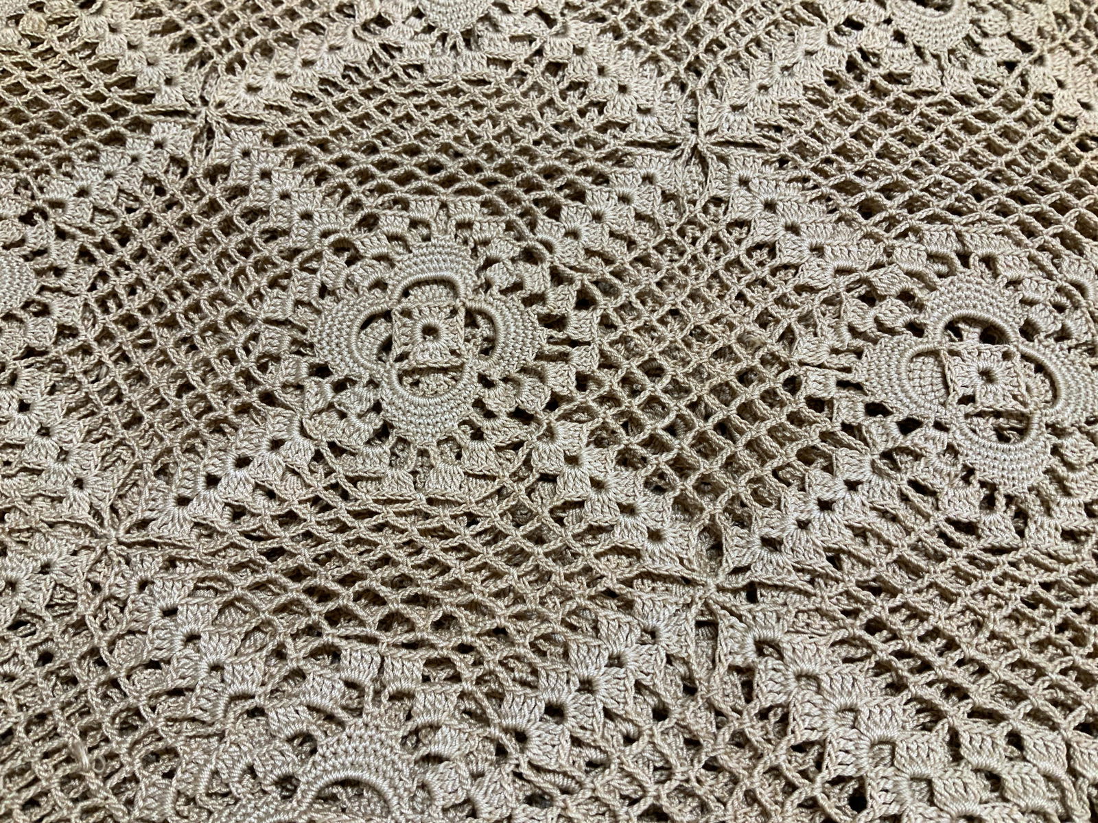 Vntg Cream Lace Rectangular Tablecloth - 2