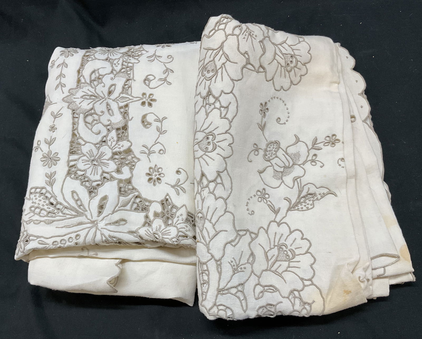 Lot 2 Vintage White Embroidered Linen Tablecloths (1 of 8)