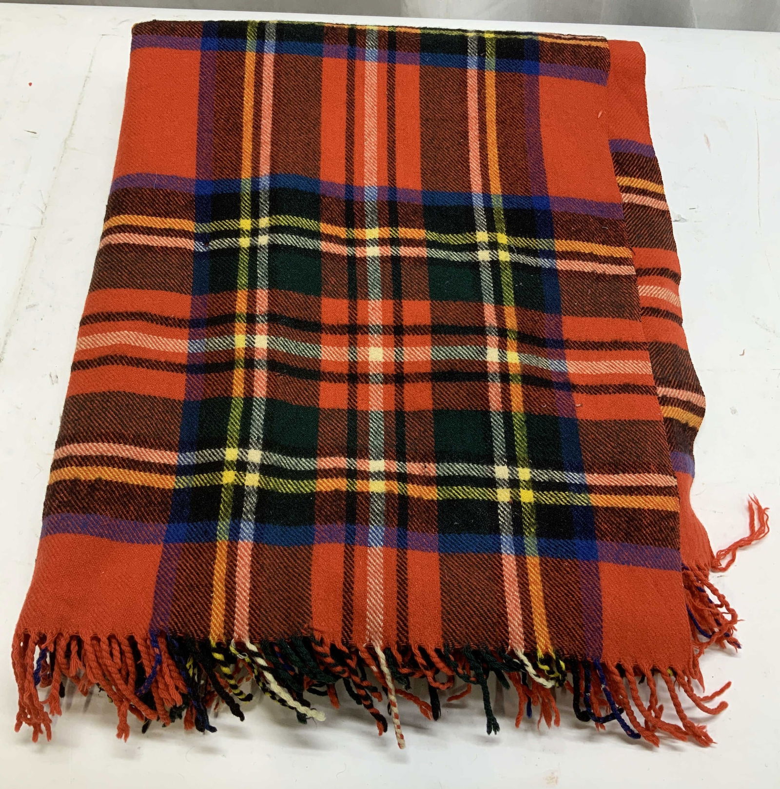Hilltop Brooks Brothers Wool Tartan Blanket SCOT: Vintage Hilltop Brand Brooks Brothers 100% pure wool tartan blanket with fringed ends. Signed & marked. Reads, HILLTOP BRAND. 100% PURE WOOL. MADE IN SCOTLAND. BROOKS BROTHERS. ESTABLISHED 1818.