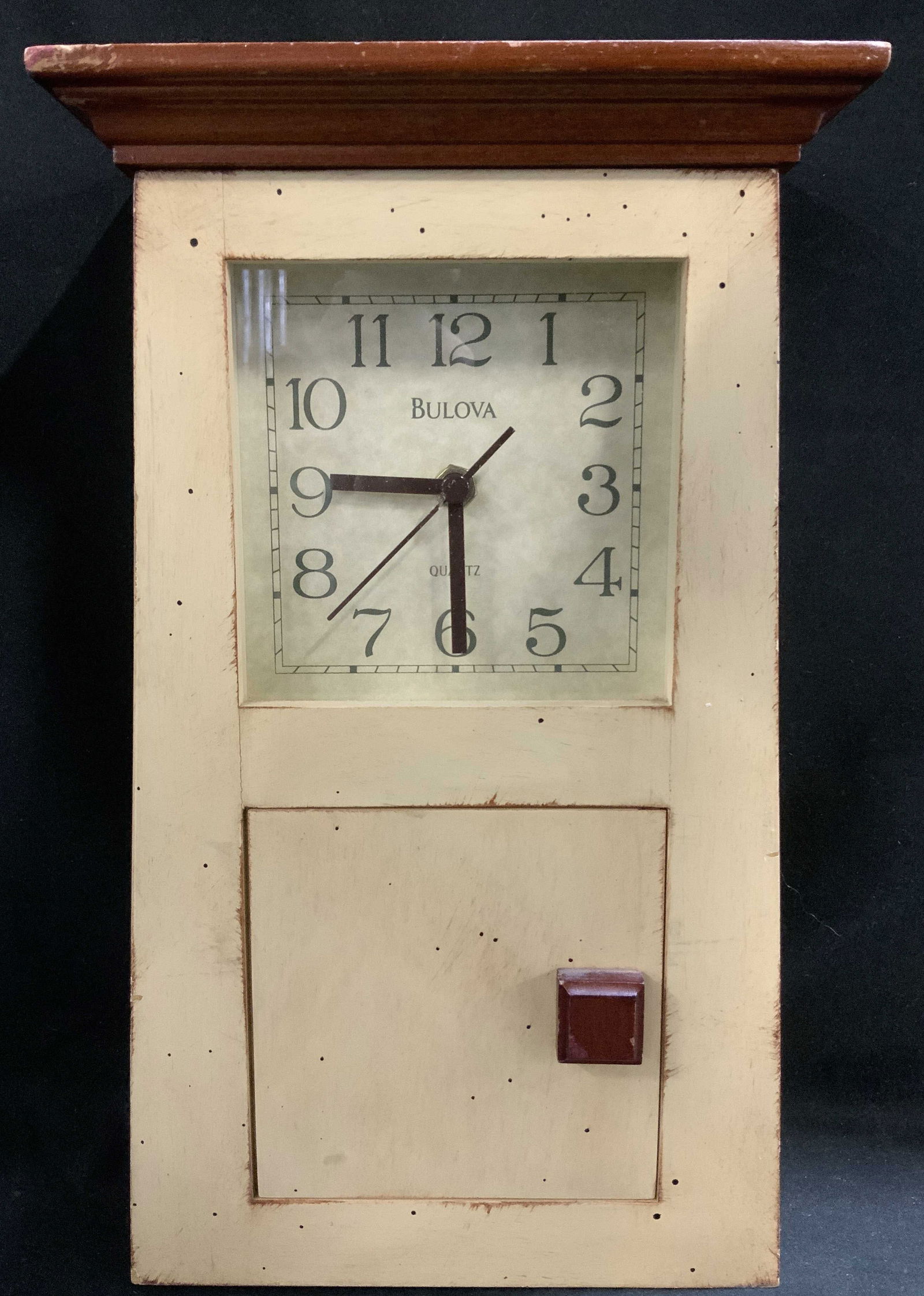 Bulova Country Collection Quartz Mantel Clock (1 of 7)