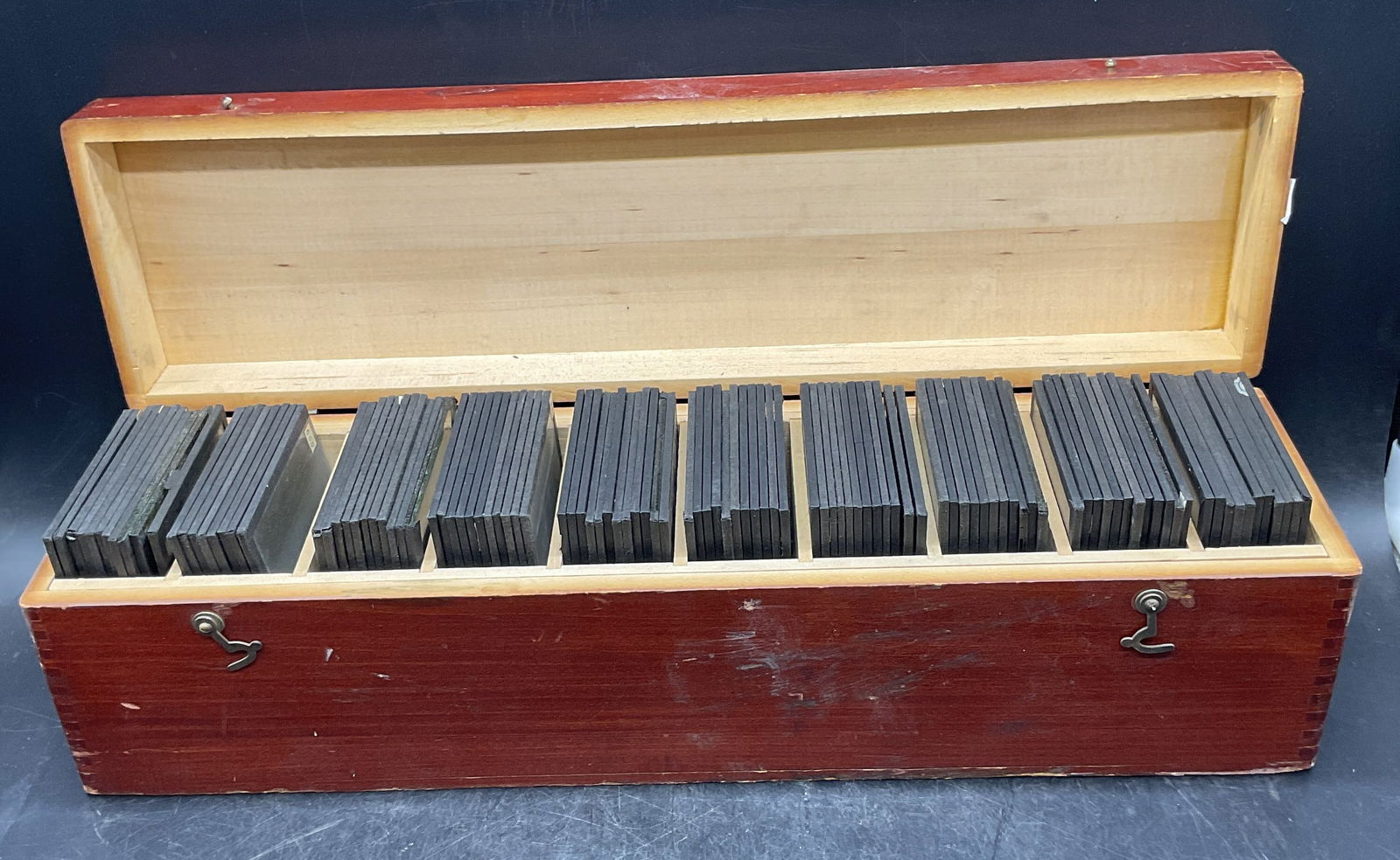Group Lot 20+ Vintage Architecture Glass Slides: Group lot of 20+ pieces of vintage architectural and historical glass slides. Measure approx 4 x 3.25 inches. Includes wood box. Property of Upper East Side French stage and screen actors estate, Manh