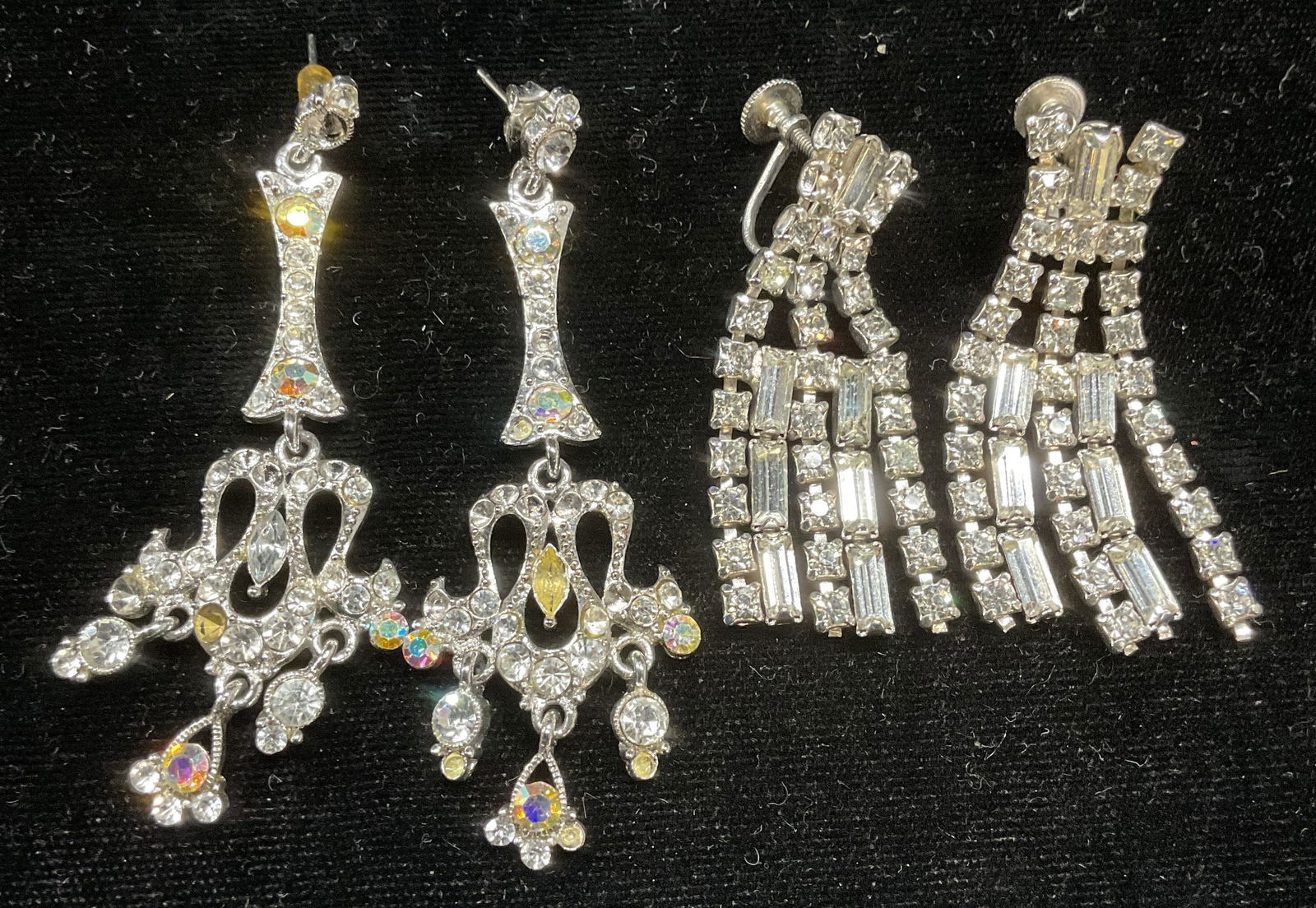 Lot 2 Silver Tn Crystal Chandelier Dangle Earrings (1 of 7)