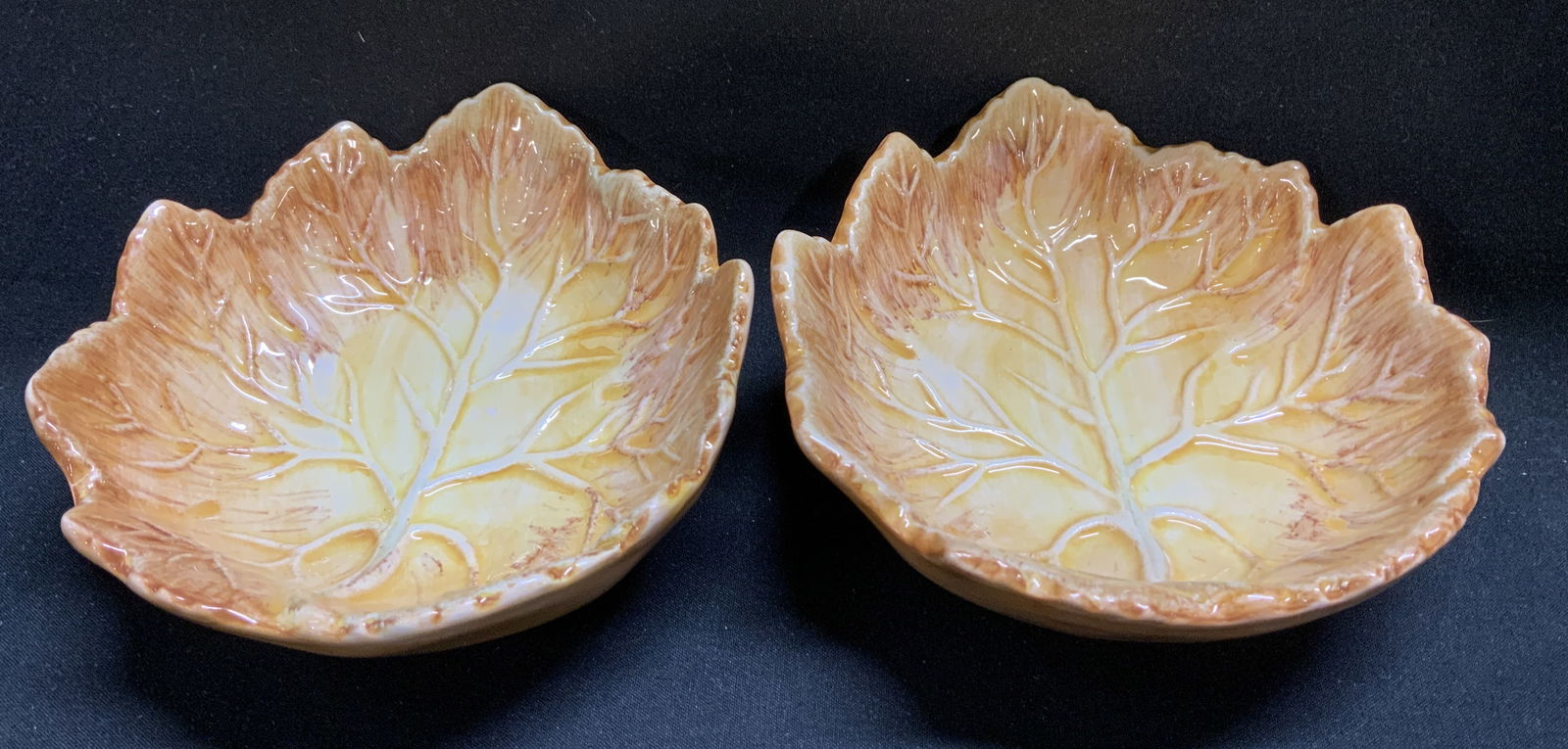 Lot 2 Maple Leaf Glazed Ceramic Nut Bowls PORTUGAL (1 of 6)