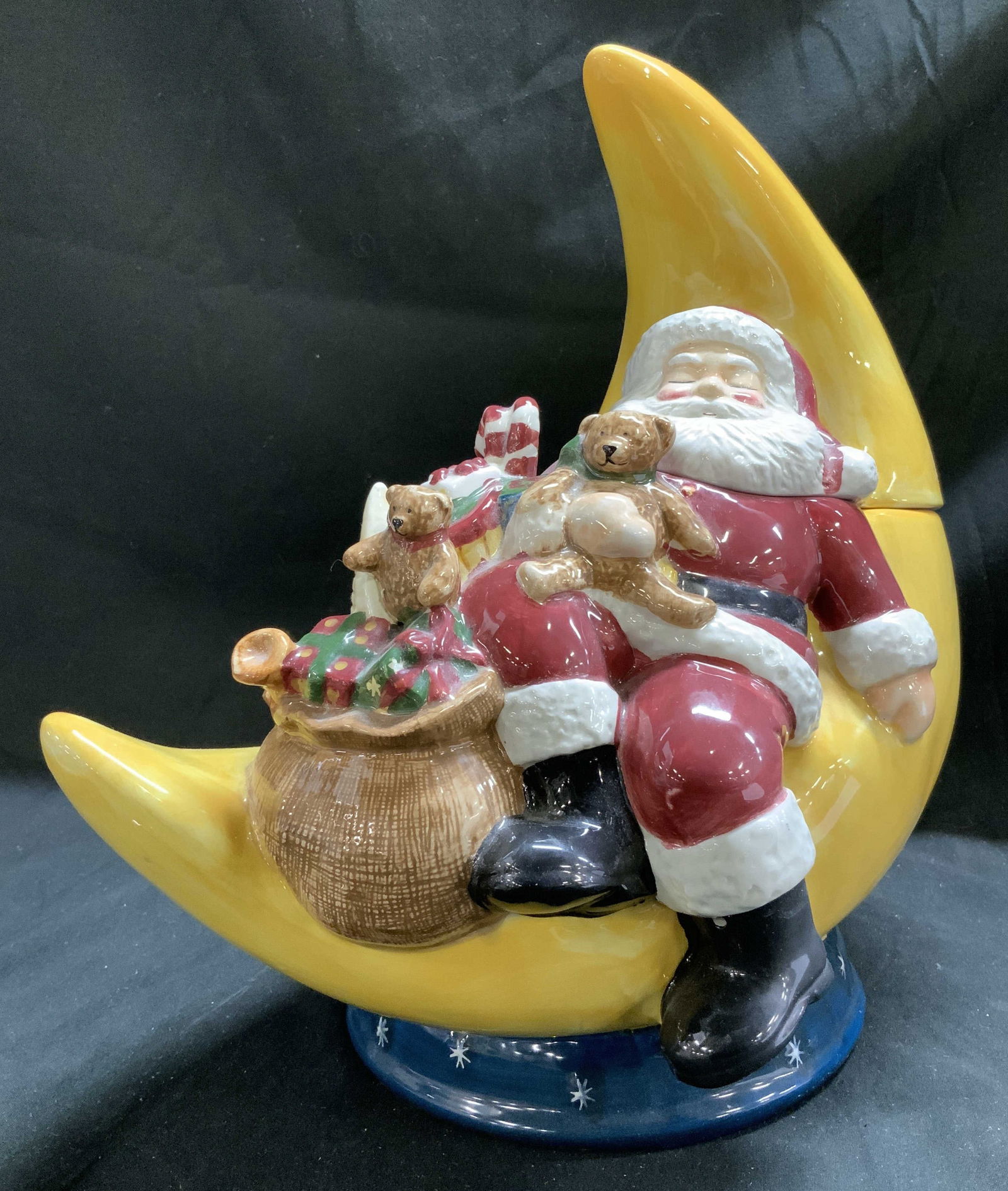 2002 David Brown Santa Sleeping on Moon Cookie Jar (1 of 6)