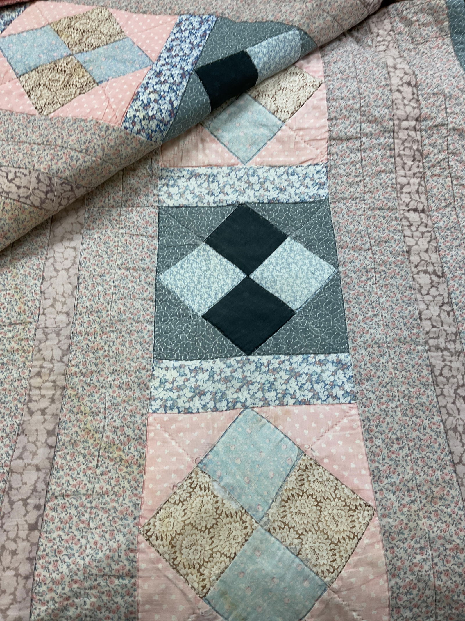 Vintage Handmade Pink Blue Patchwork Quilt - 6