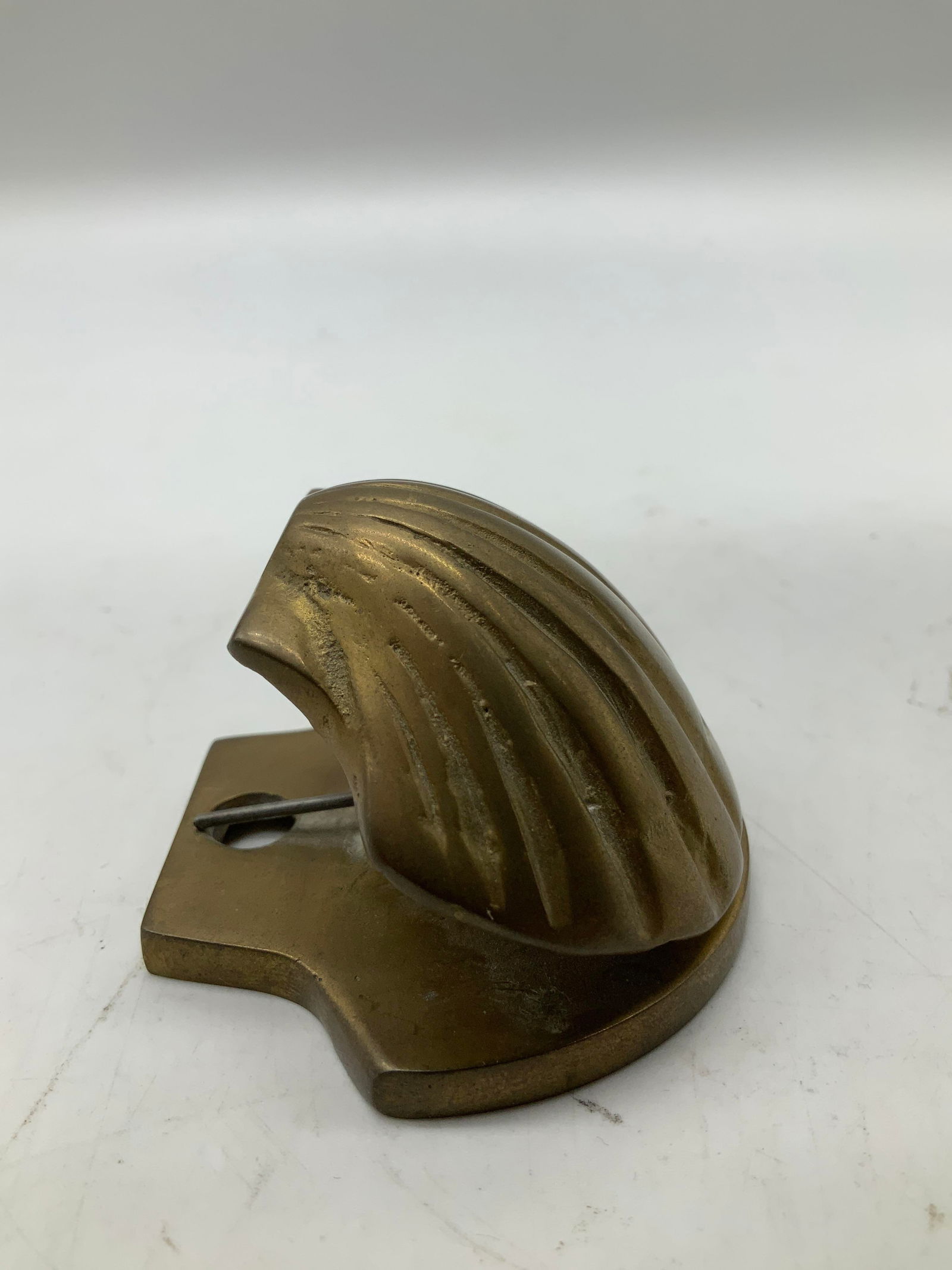 Vntg Solid Brass Clam Shell Clip - 4