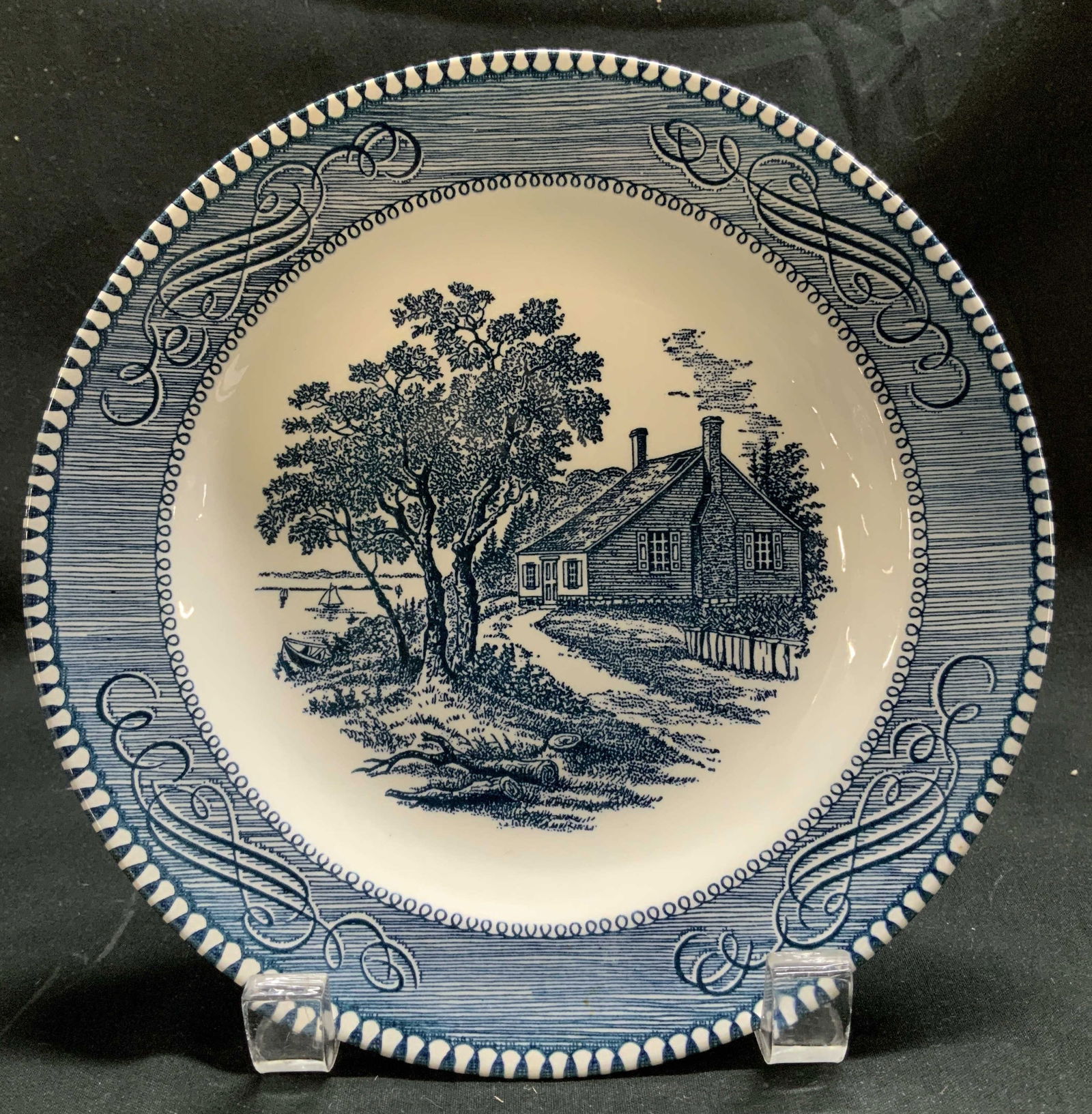Vtg Washingtons Birthplace Scenic Deco Plate: Vintage scenic plate depicting a house & trees. Decorative border. Appears to be possible Royal China Currier. Surface wear consistent to age, use & exposure. No visible signature or markings. Surface